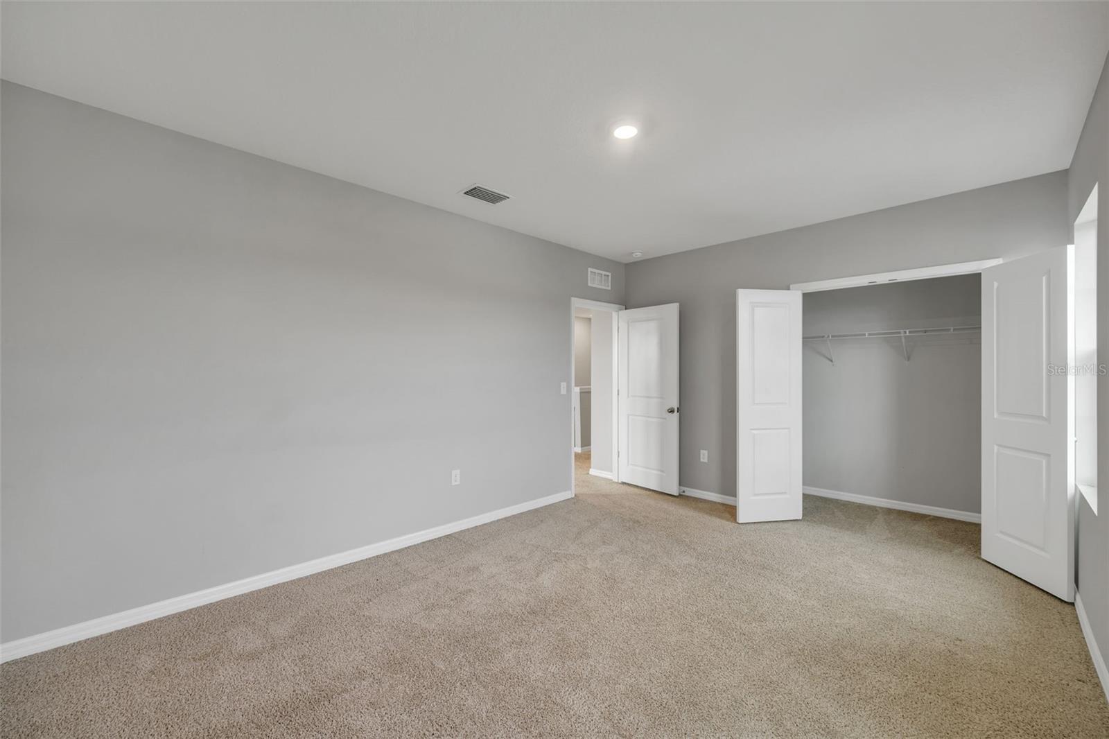 8277 BOWER BASS CIR, WESLEY CHAPEL, FL, 33545