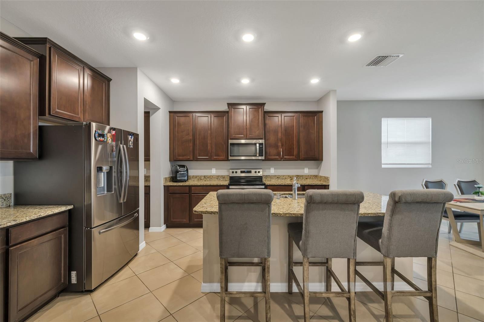 8277 BOWER BASS CIR, WESLEY CHAPEL, FL, 33545