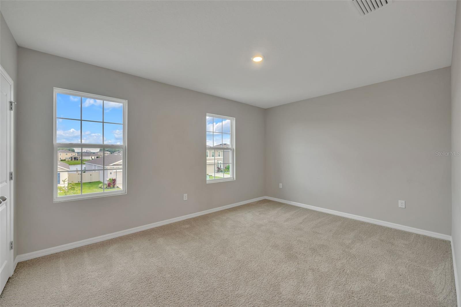 8277 BOWER BASS CIR, WESLEY CHAPEL, FL, 33545