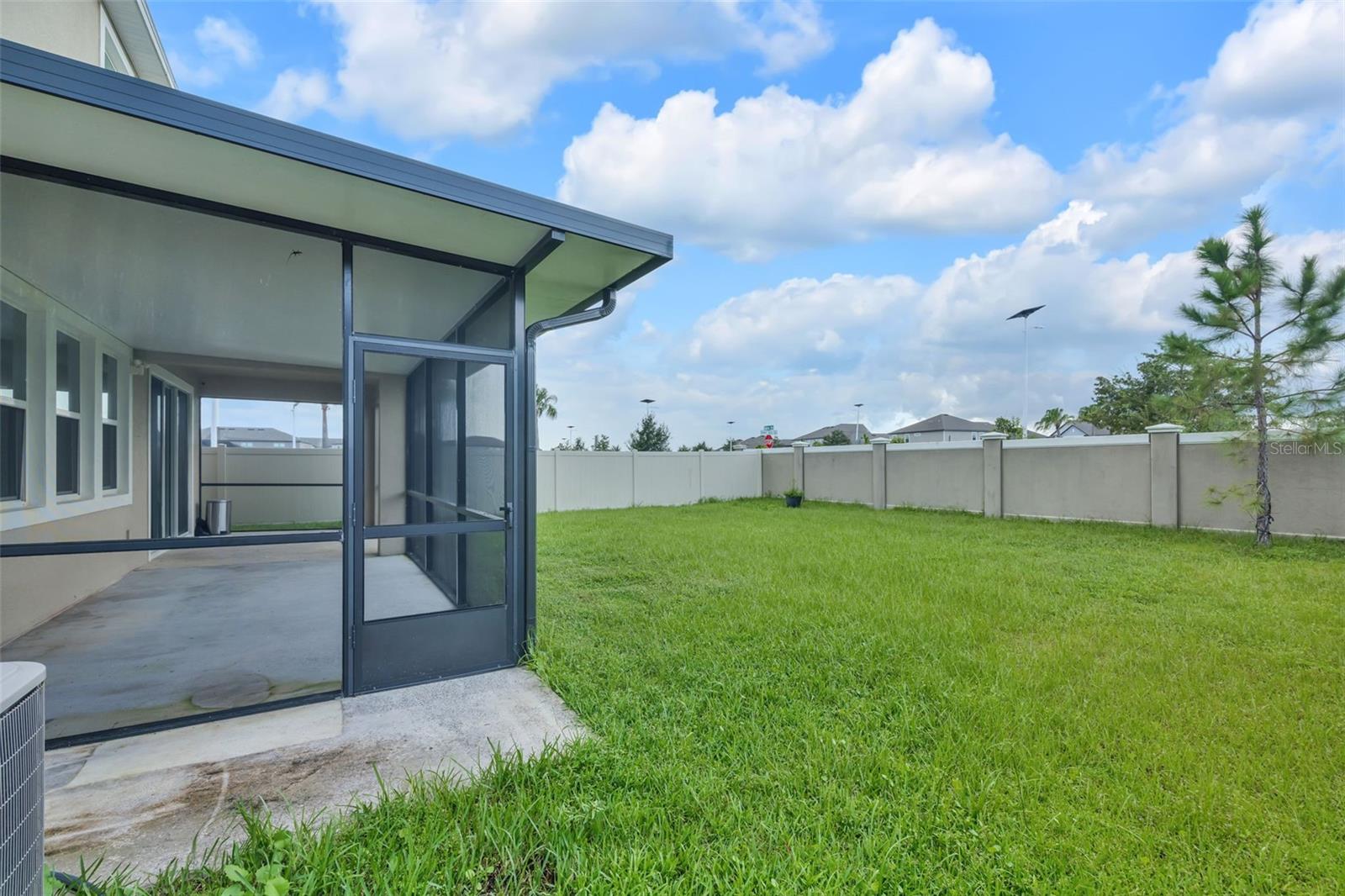 8277 BOWER BASS CIR, WESLEY CHAPEL, FL, 33545