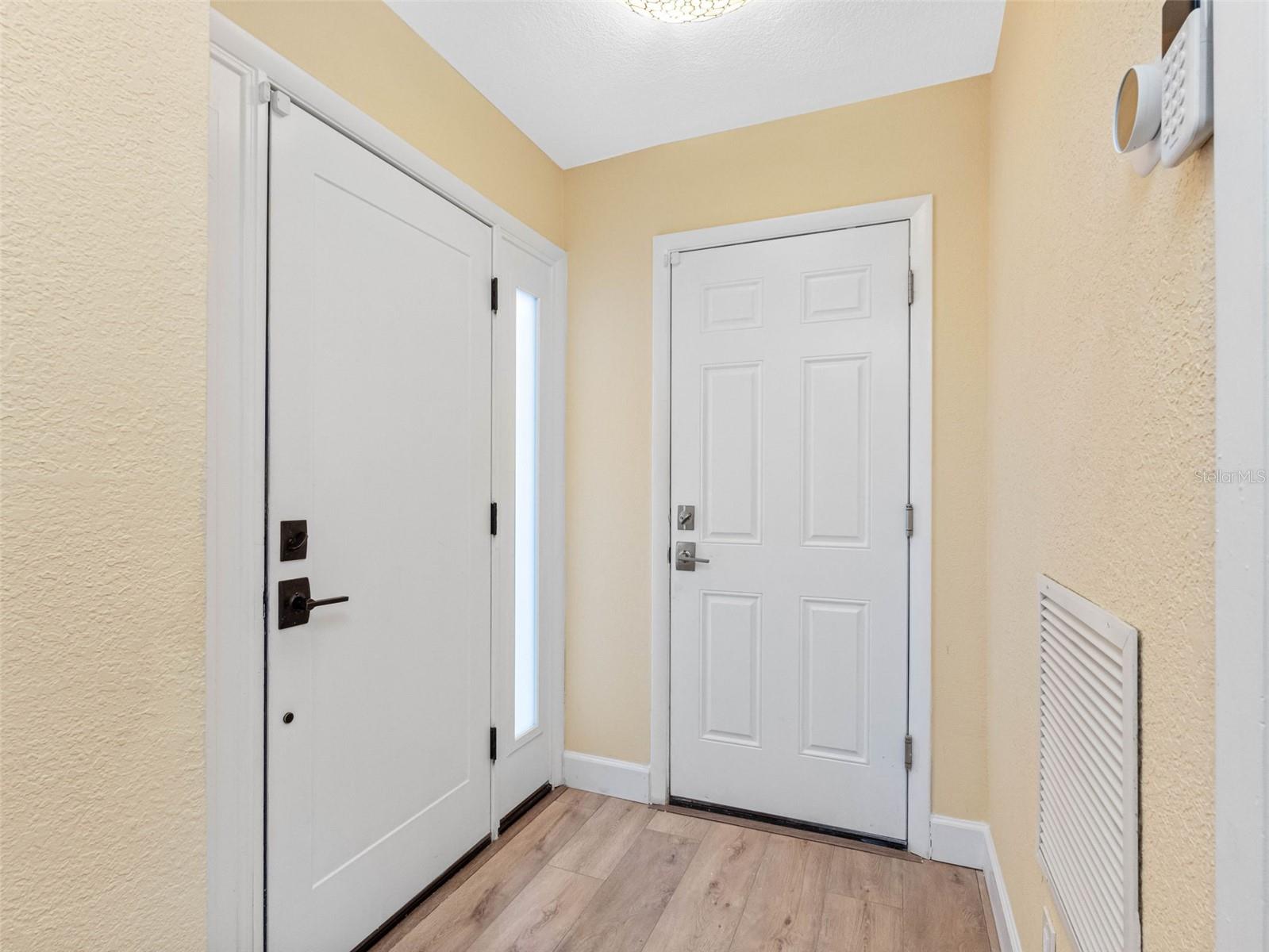 4316 SUNRAY CT #34, TAMPA, FL, 33615