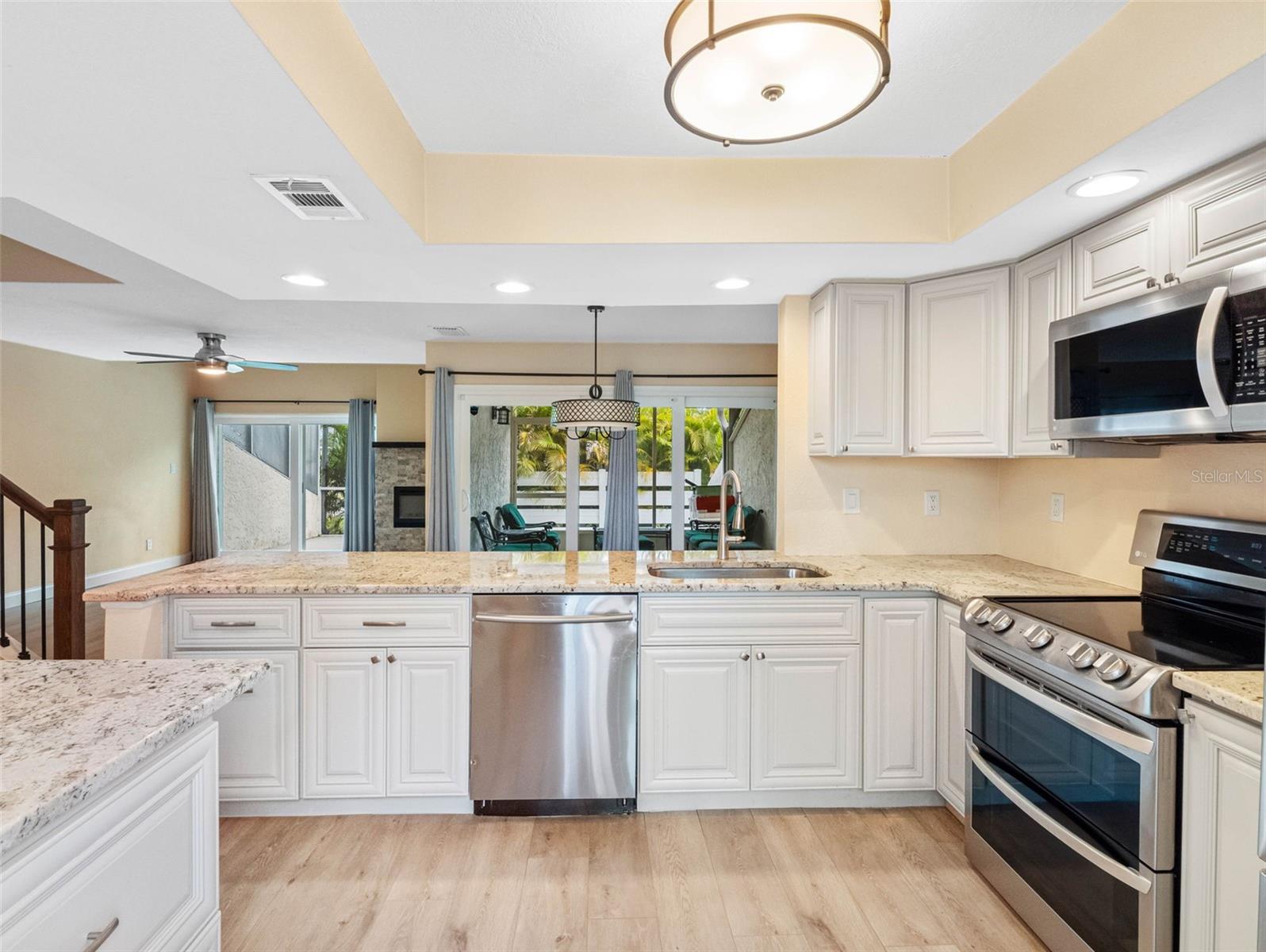 4316 SUNRAY CT #34, TAMPA, FL, 33615