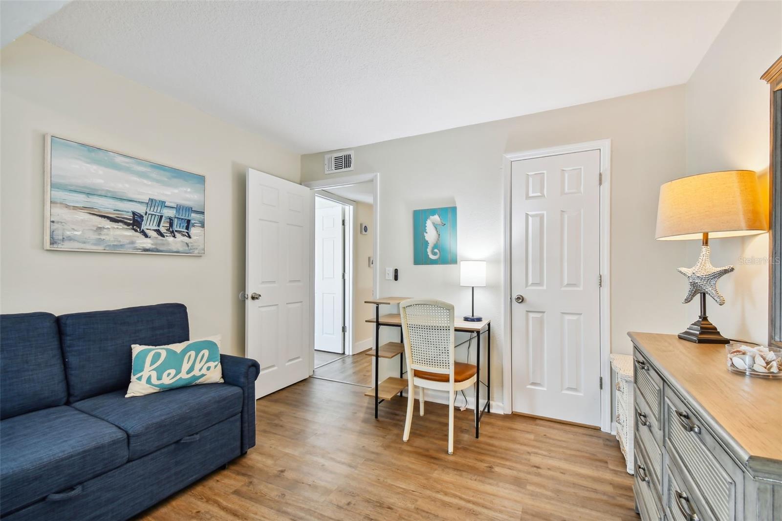315 MEDALLION BLVD #E, MADEIRA BEACH, FL, 33708