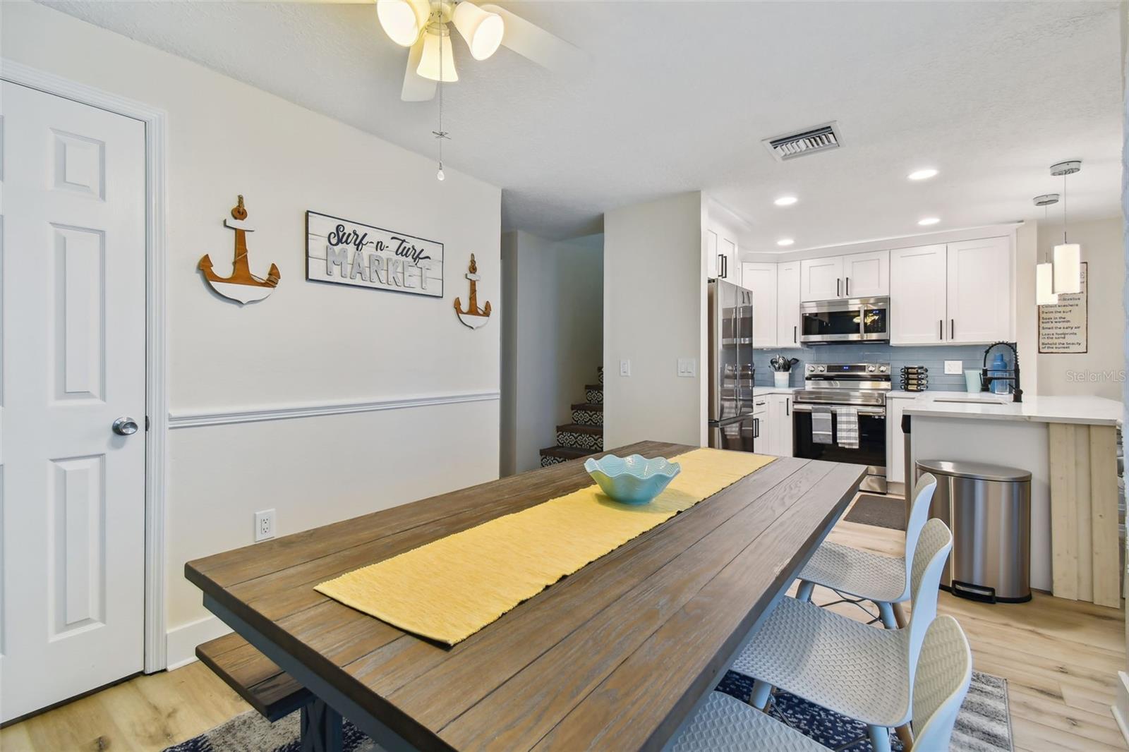 315 MEDALLION BLVD #E, MADEIRA BEACH, FL, 33708