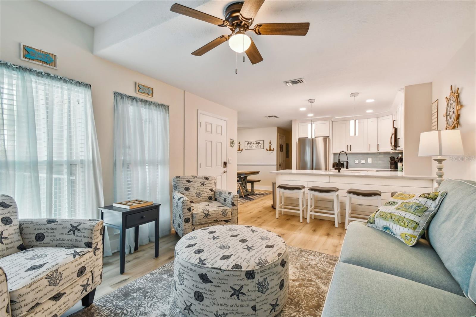 315 MEDALLION BLVD #E, MADEIRA BEACH, FL, 33708