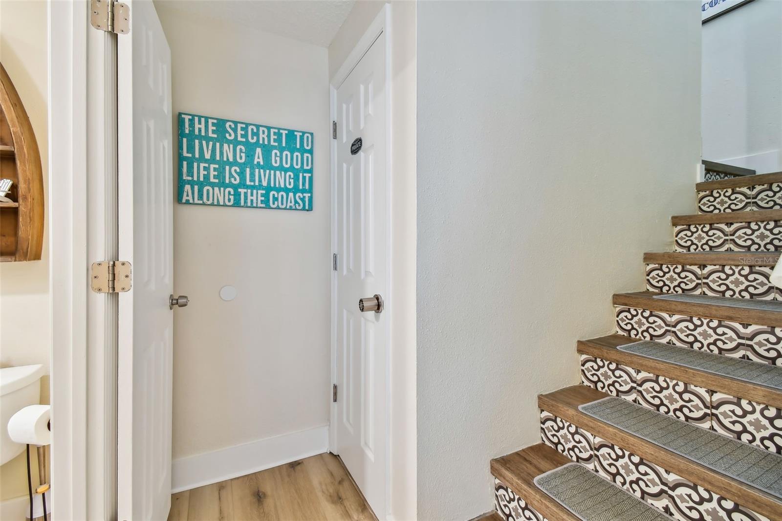 315 MEDALLION BLVD #E, MADEIRA BEACH, FL, 33708