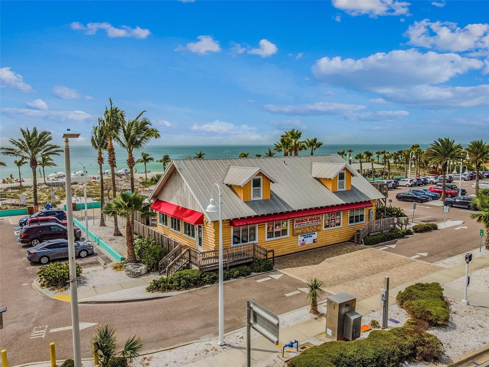 315 MEDALLION BLVD #E, MADEIRA BEACH, FL, 33708