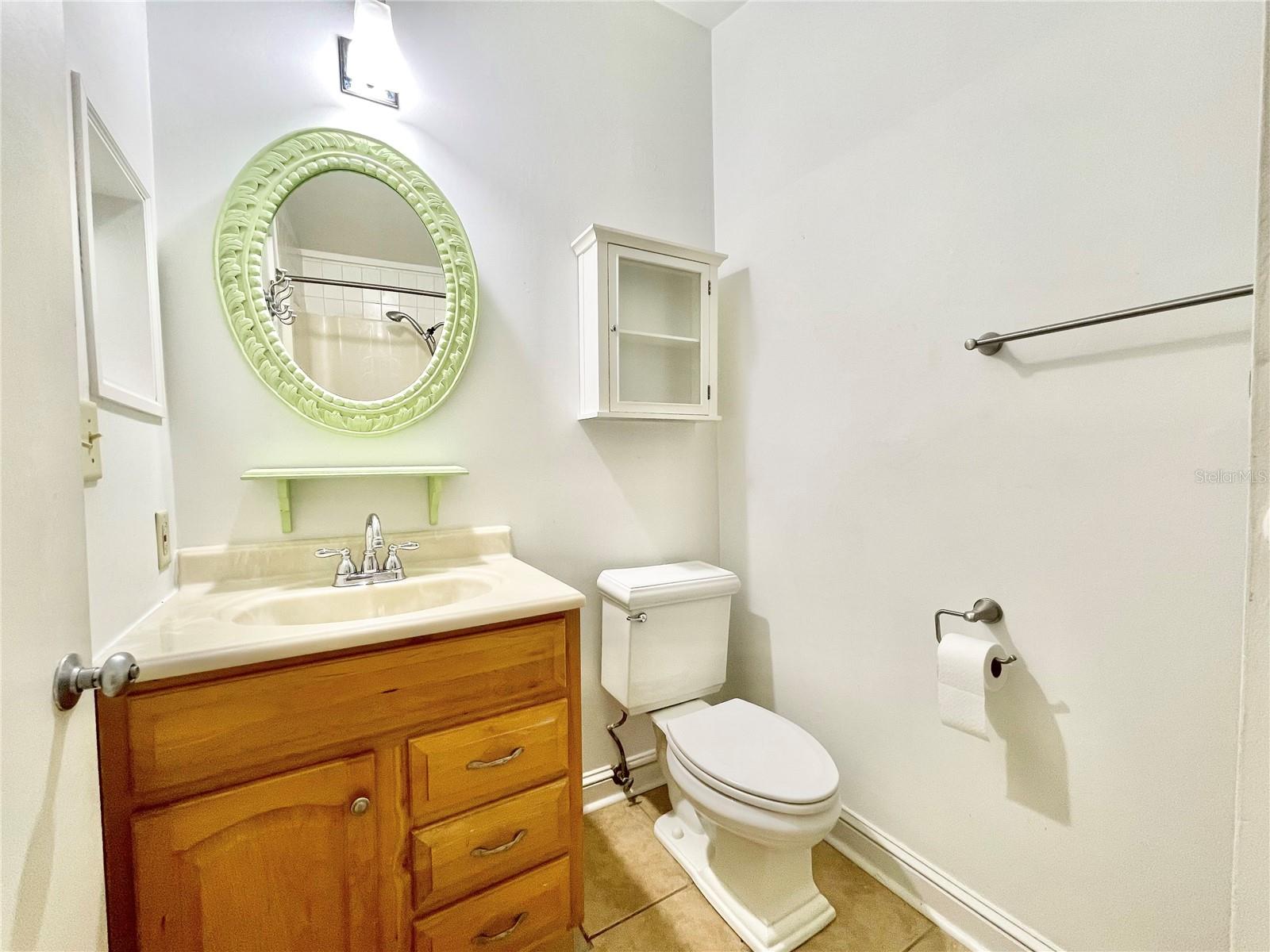 1035 NE 3RD AVE, GAINESVILLE, FL, 32601