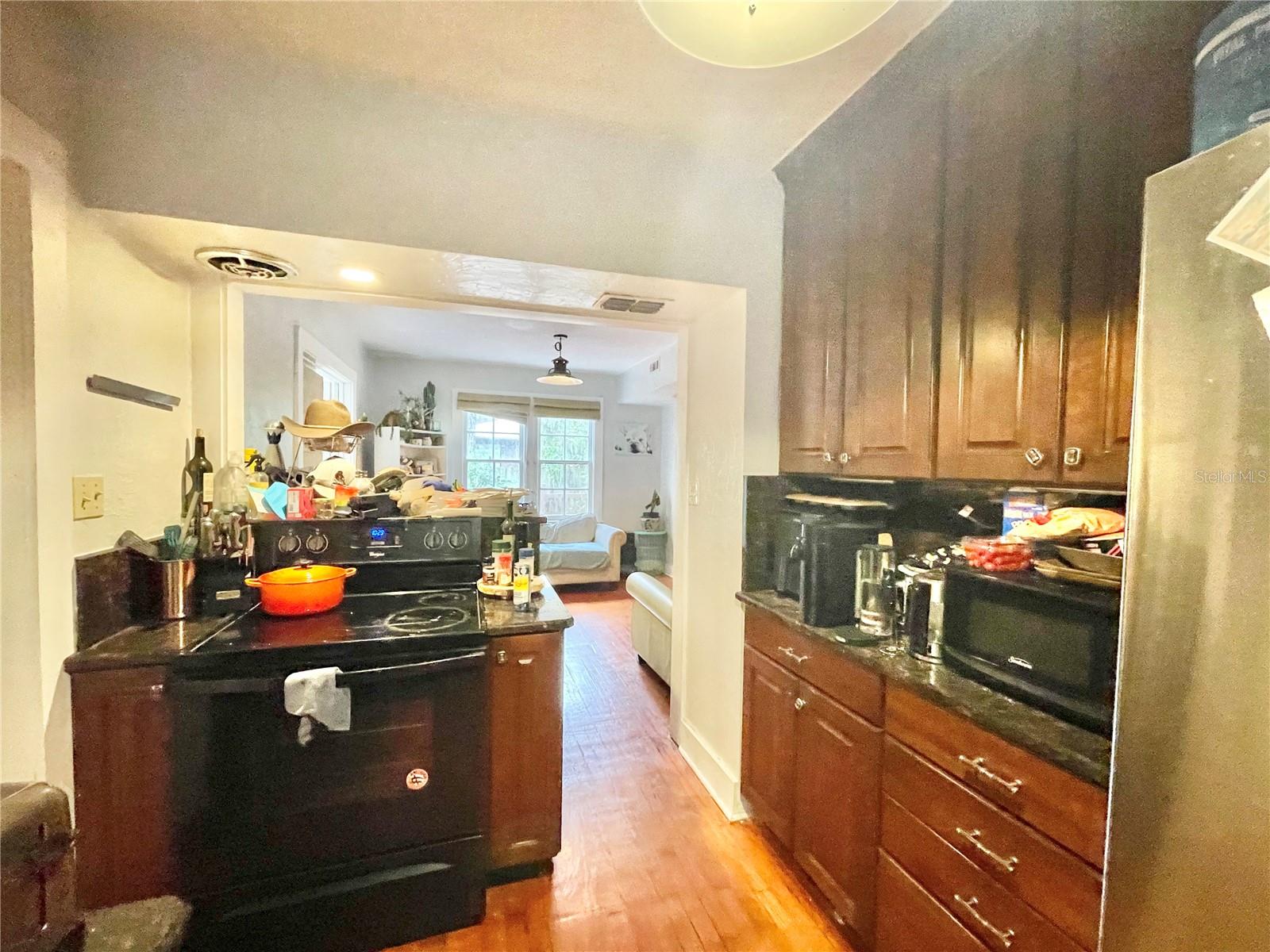 1035 NE 3RD AVE, GAINESVILLE, FL, 32601