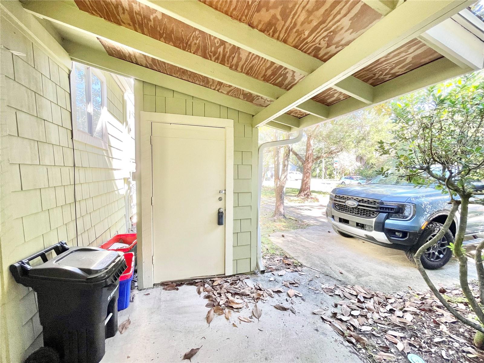 1035 NE 3RD AVE, GAINESVILLE, FL, 32601