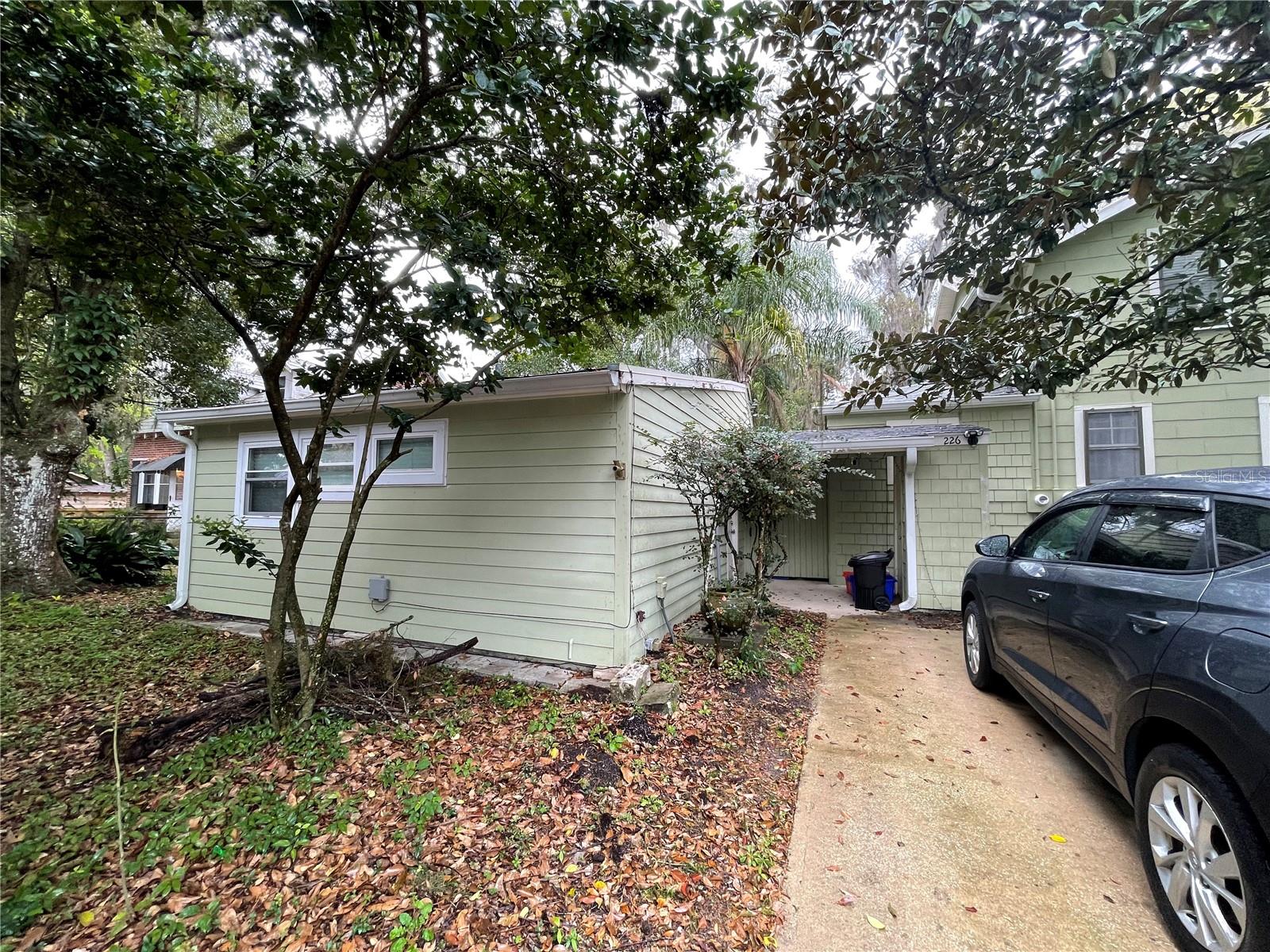 1035 NE 3RD AVE, GAINESVILLE, FL, 32601