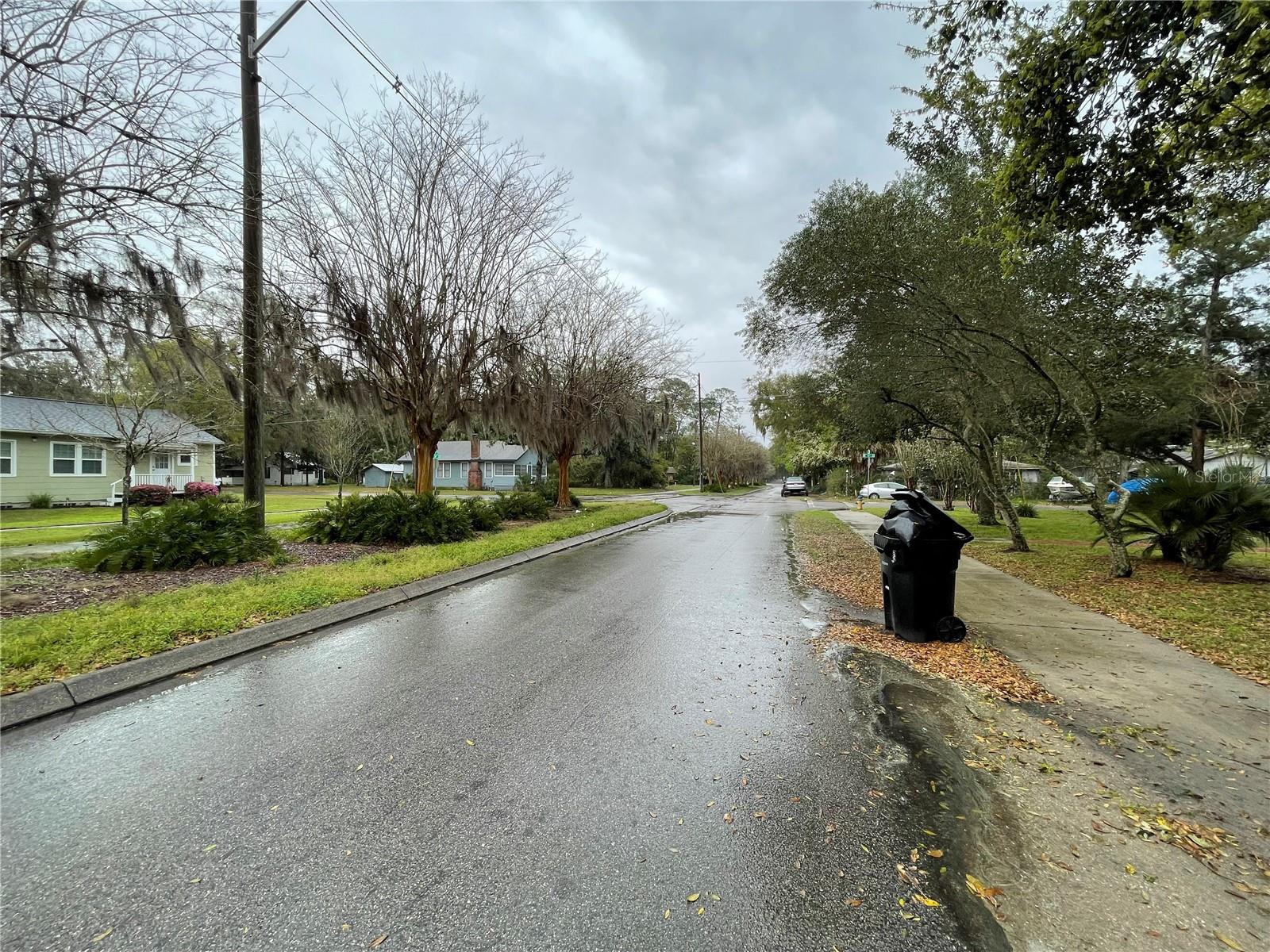 1035 NE 3RD AVE, GAINESVILLE, FL, 32601