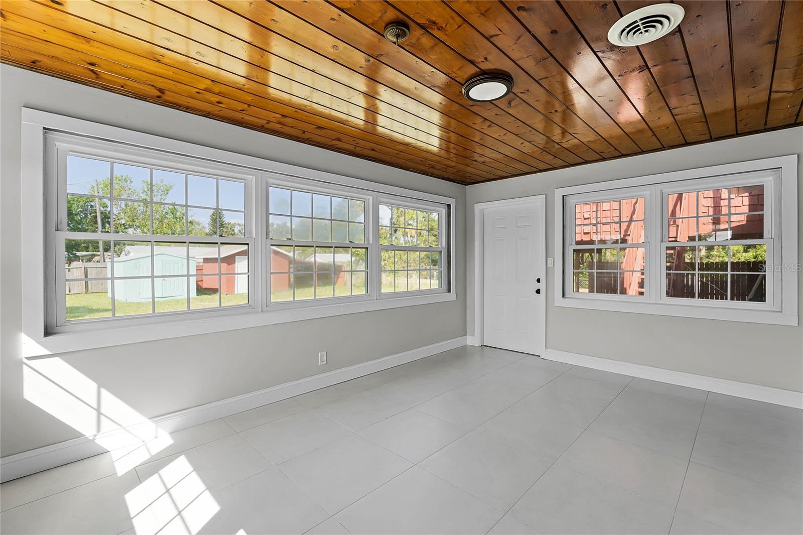 398 DUBS DR, DAYTONA BEACH, FL, 32117
