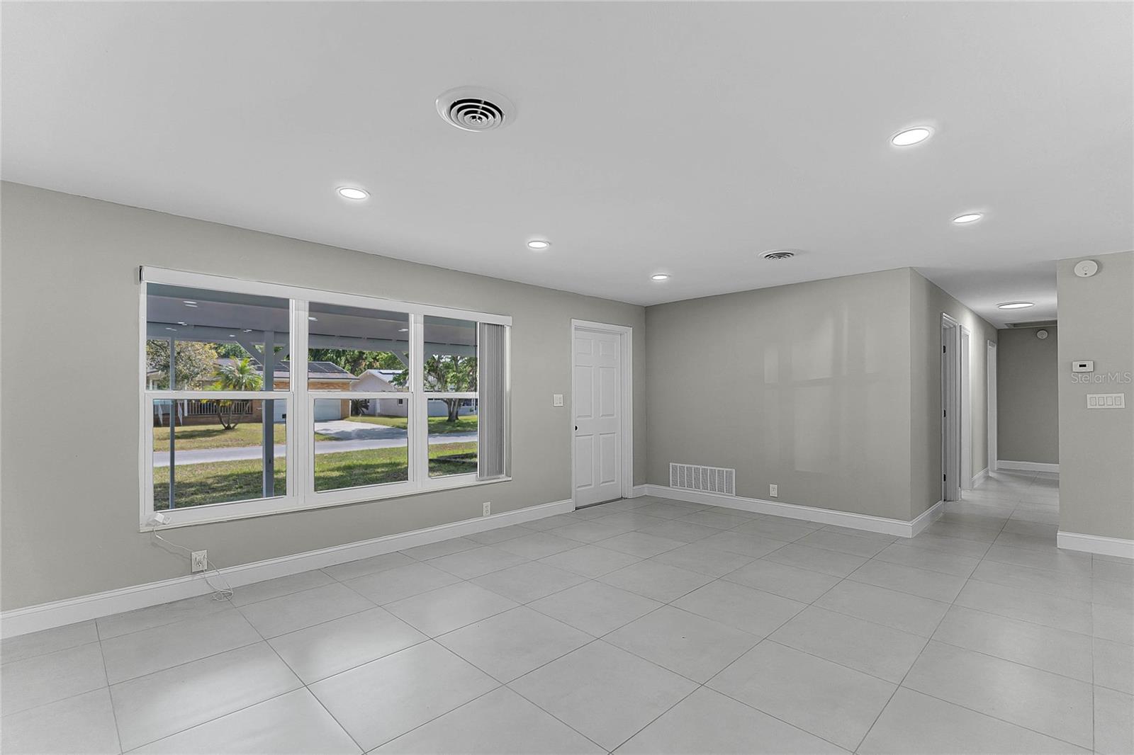 398 DUBS DR, DAYTONA BEACH, FL, 32117