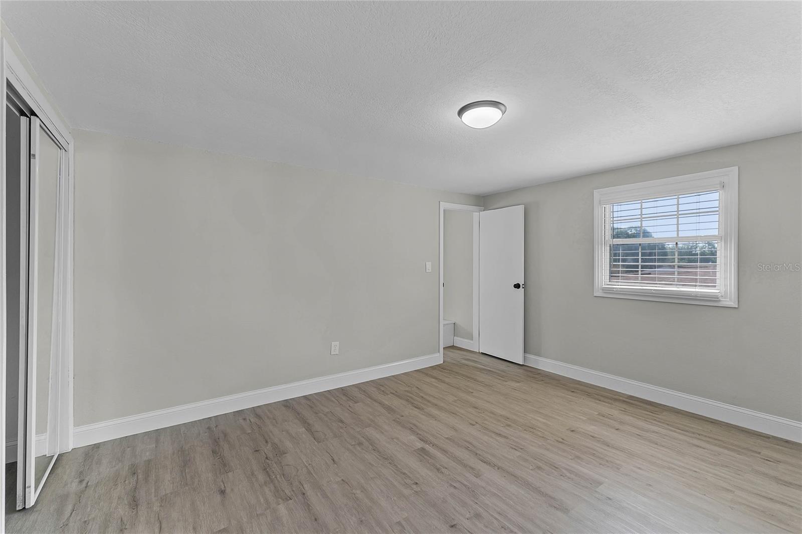 398 DUBS DR, DAYTONA BEACH, FL, 32117