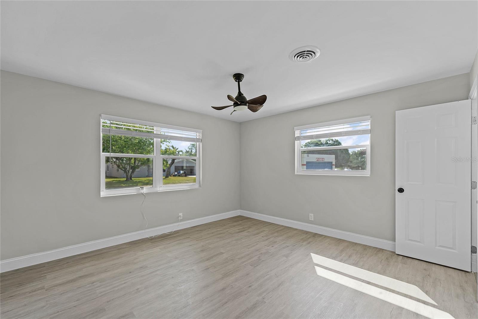 398 DUBS DR, DAYTONA BEACH, FL, 32117