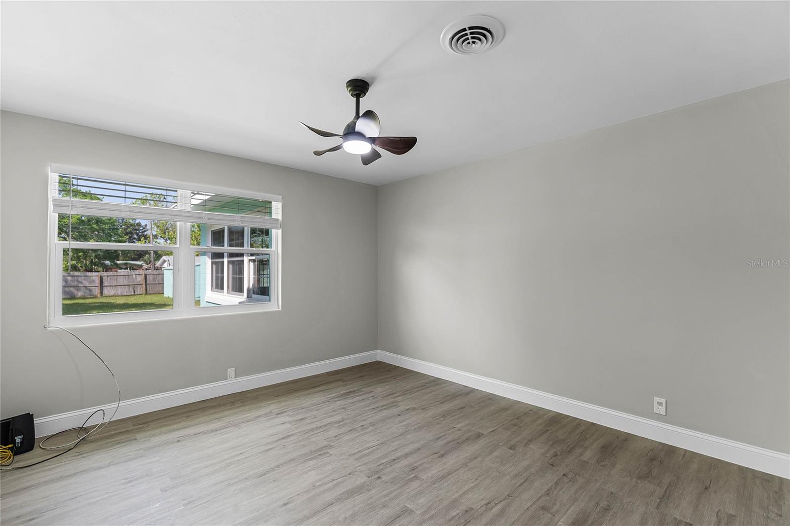 398 DUBS DR, DAYTONA BEACH, FL, 32117