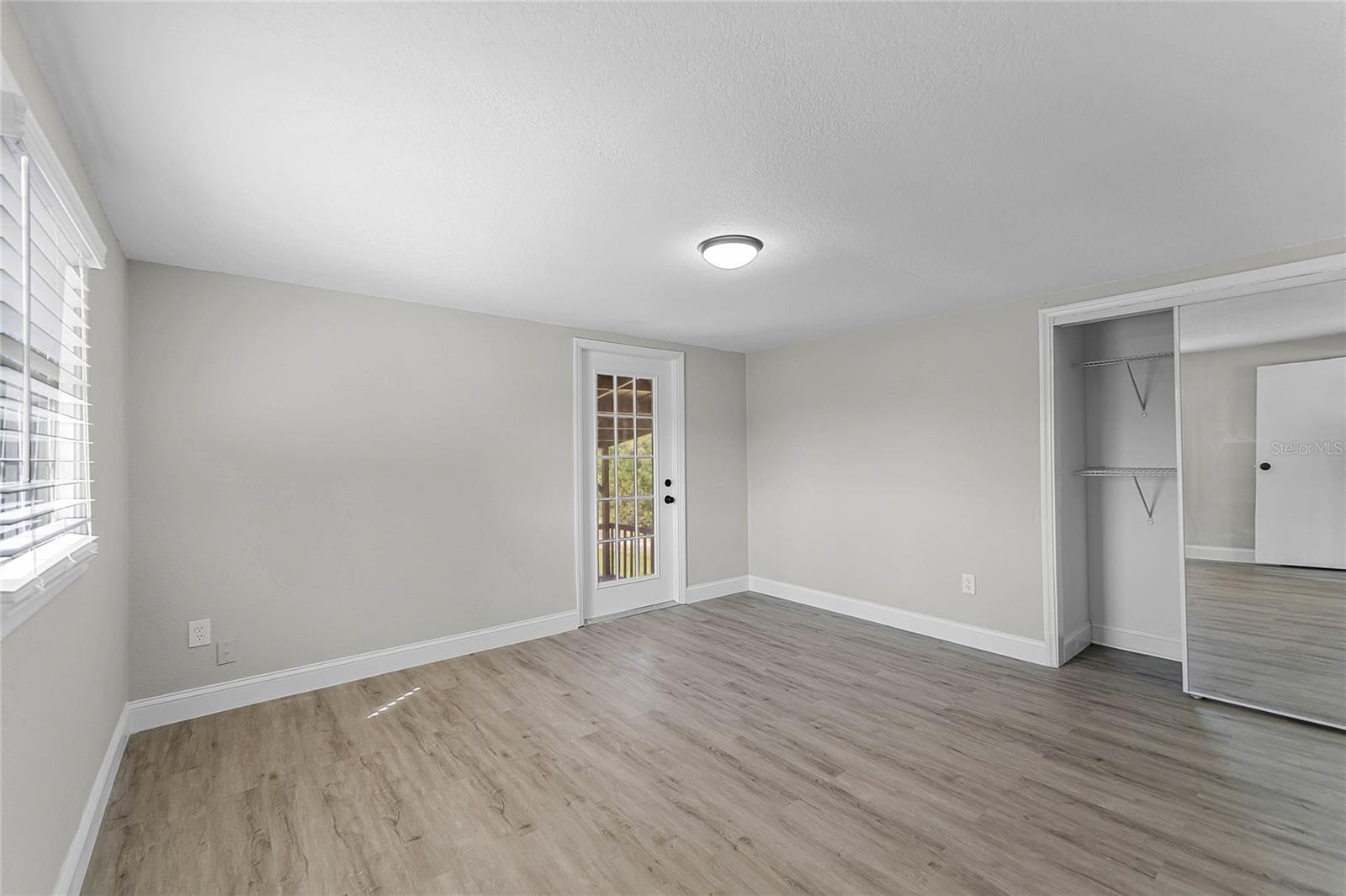 398 DUBS DR, DAYTONA BEACH, FL, 32117