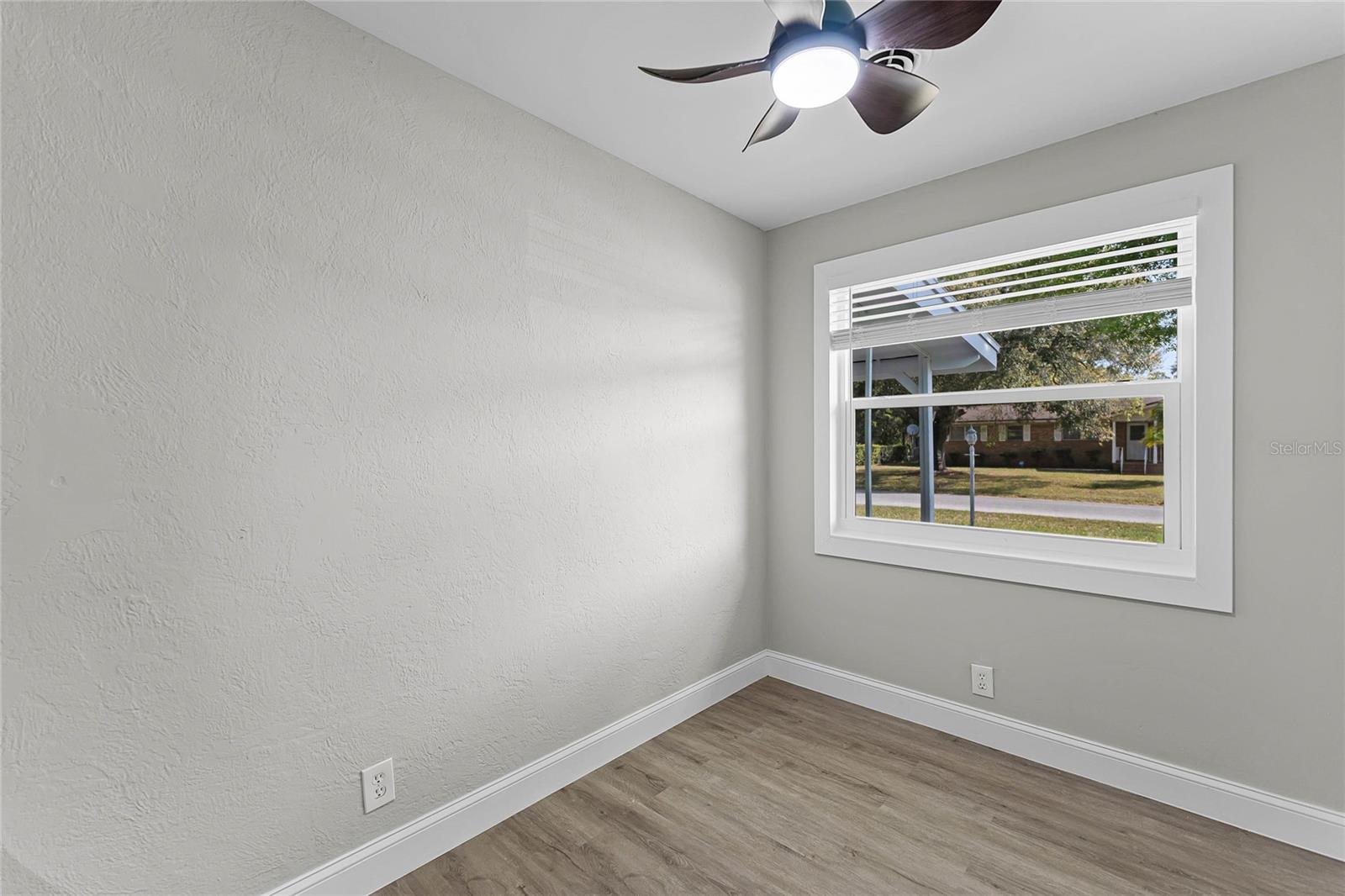 398 DUBS DR, DAYTONA BEACH, FL, 32117
