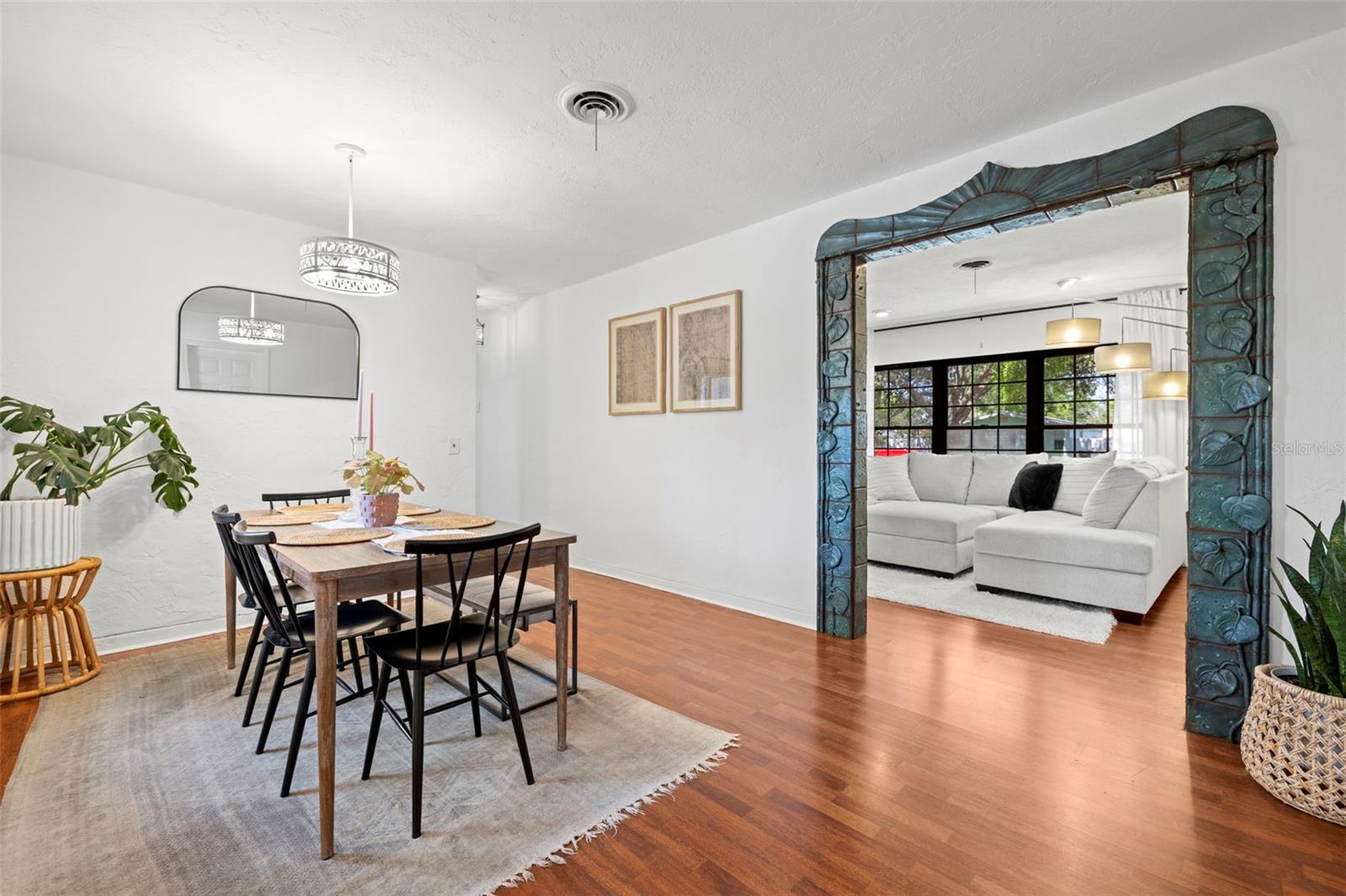 2890 40TH AVE N, ST PETERSBURG, FL, 33714