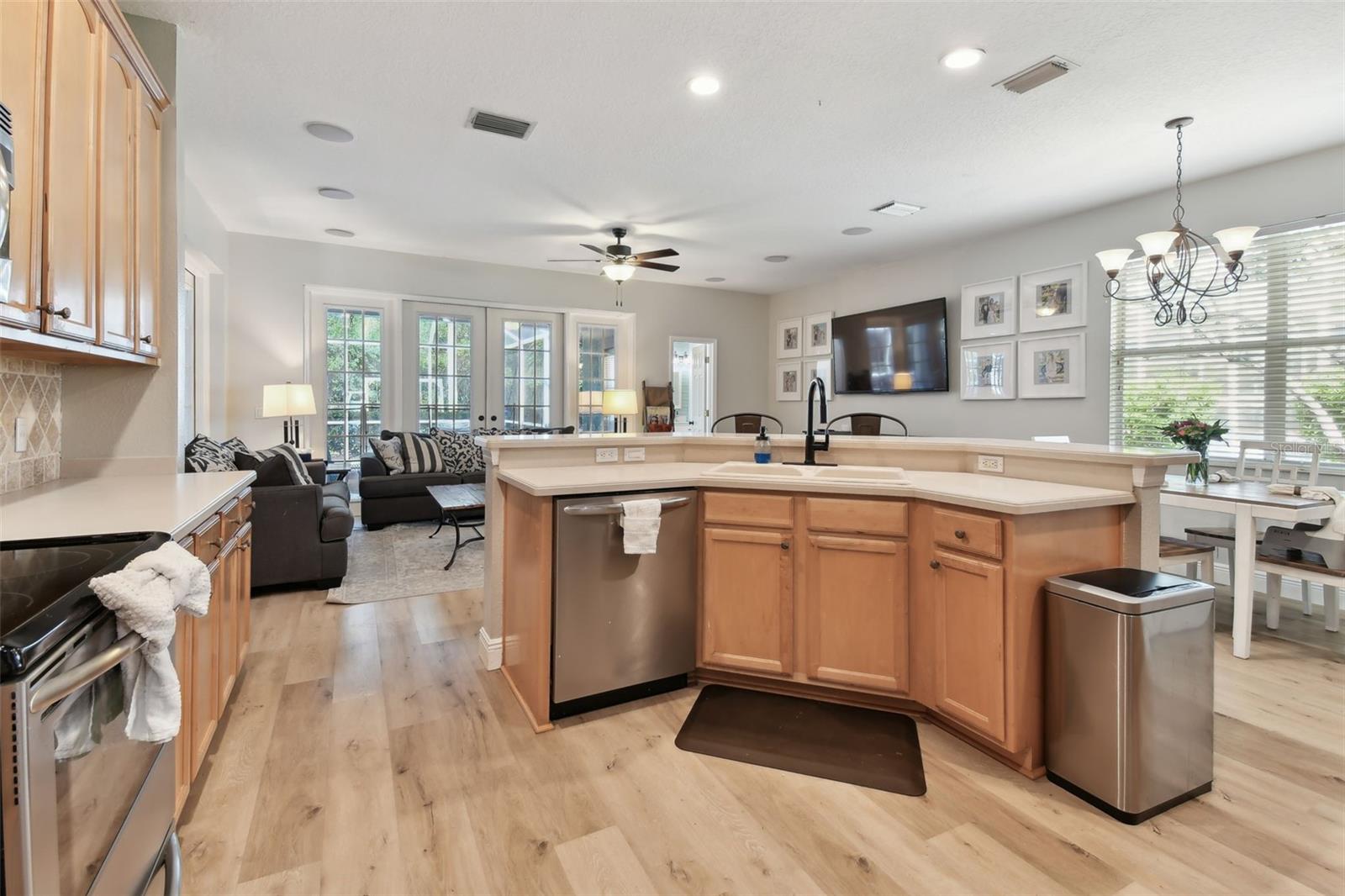 5813 BENT GRASS DR, VALRICO, FL, 33596