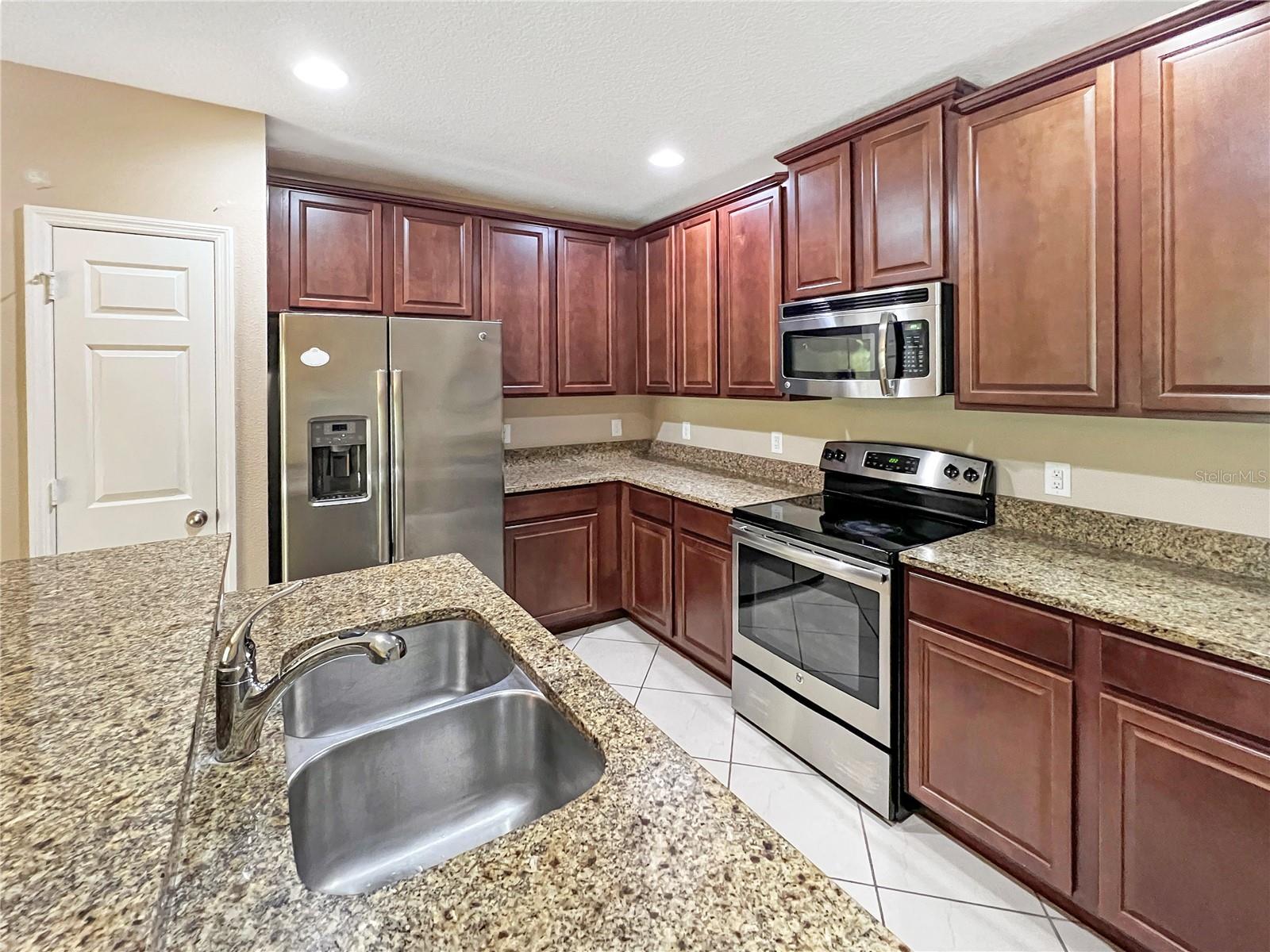 2920 TANZANITE TER, KISSIMMEE, FL, 34758