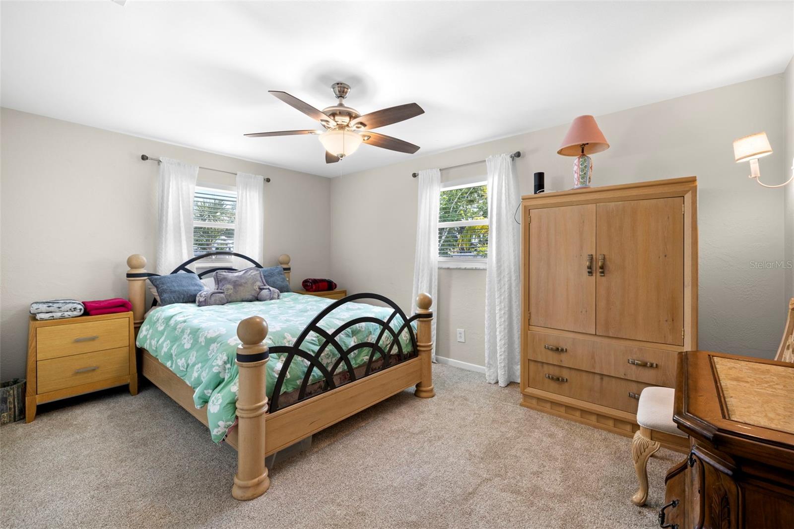 1508 EDEN ISLE BLVD NE, ST PETERSBURG, FL, 33704