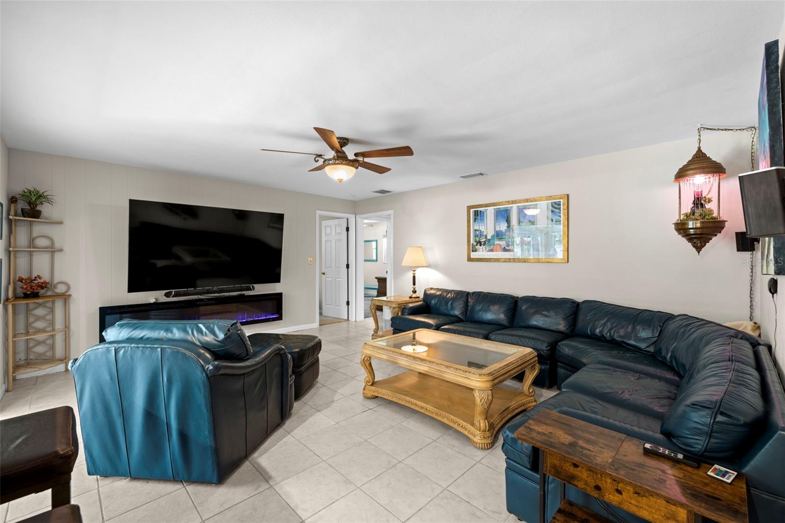 1508 EDEN ISLE BLVD NE, ST PETERSBURG, FL, 33704
