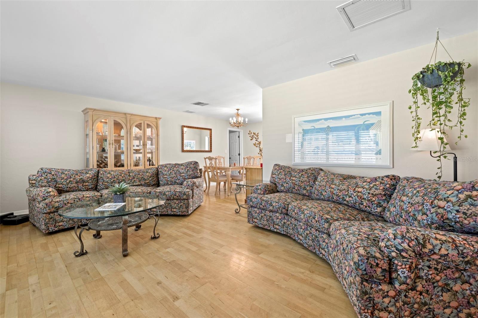 1508 EDEN ISLE BLVD NE, ST PETERSBURG, FL, 33704
