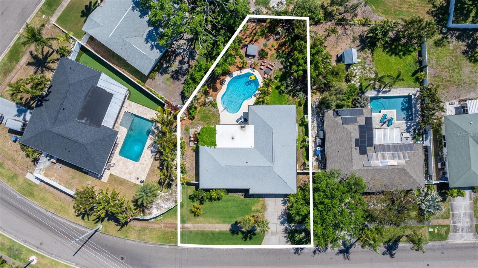1508 EDEN ISLE BLVD NE, ST PETERSBURG, FL, 33704