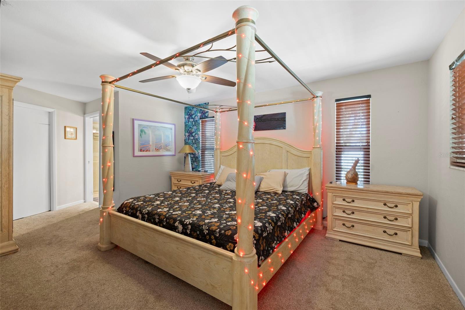 1508 EDEN ISLE BLVD NE, ST PETERSBURG, FL, 33704