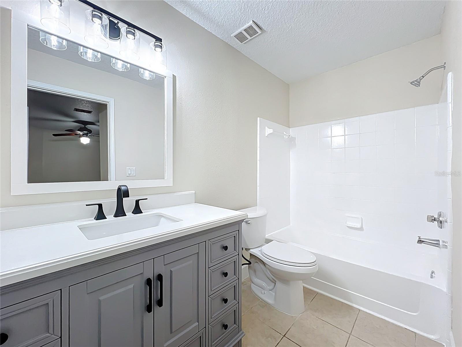 712 SECRET HARBOR LN #104, LAKE MARY, FL, 32746