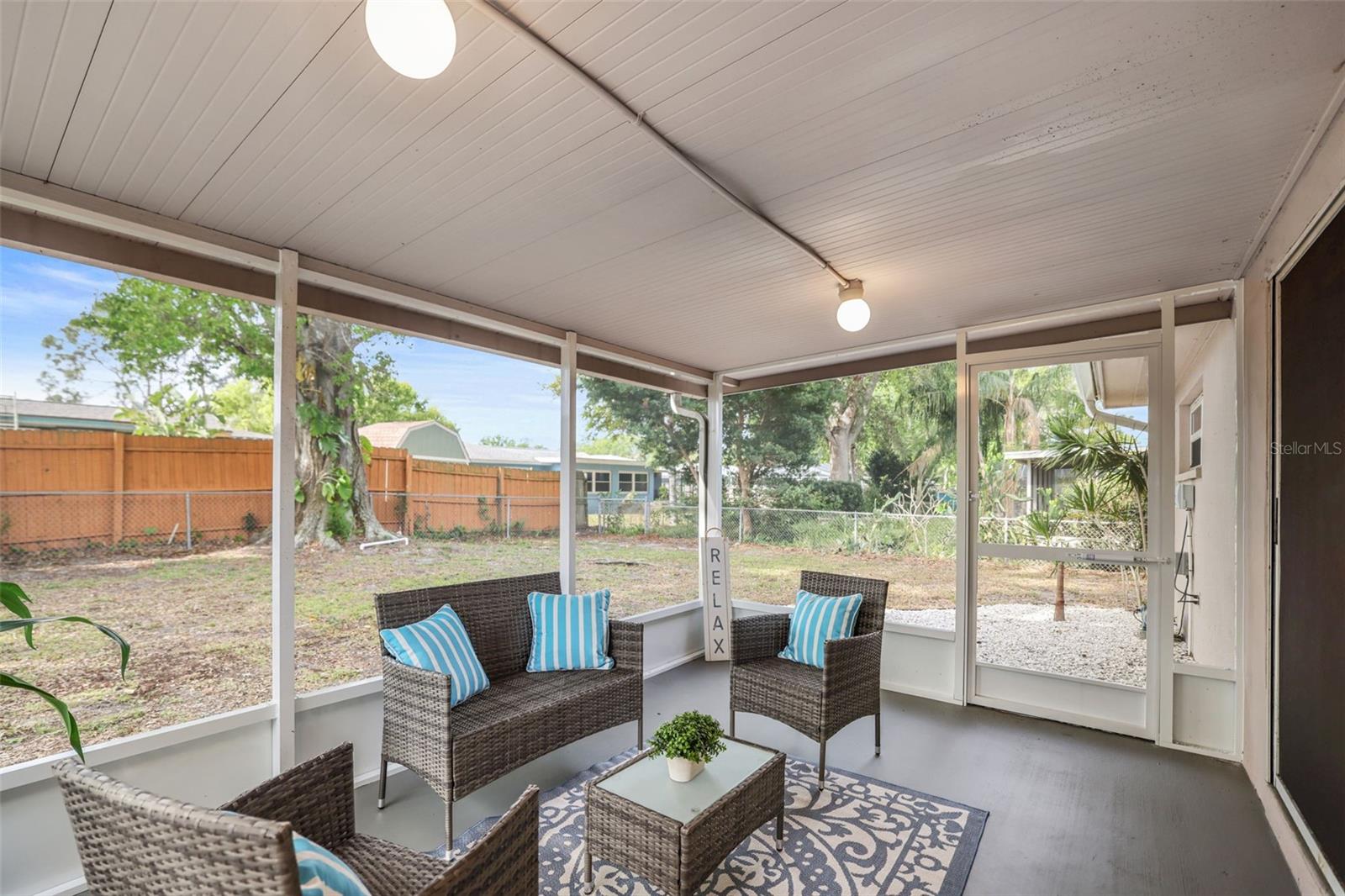 1047 ROBMAR RD, DUNEDIN, FL, 34698
