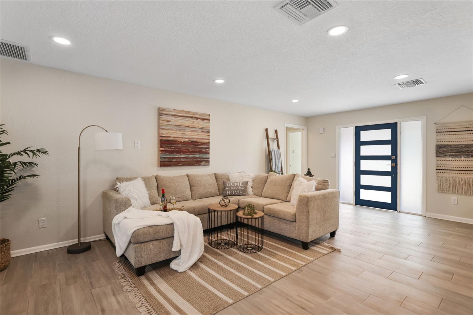 1047 ROBMAR RD, DUNEDIN, FL, 34698