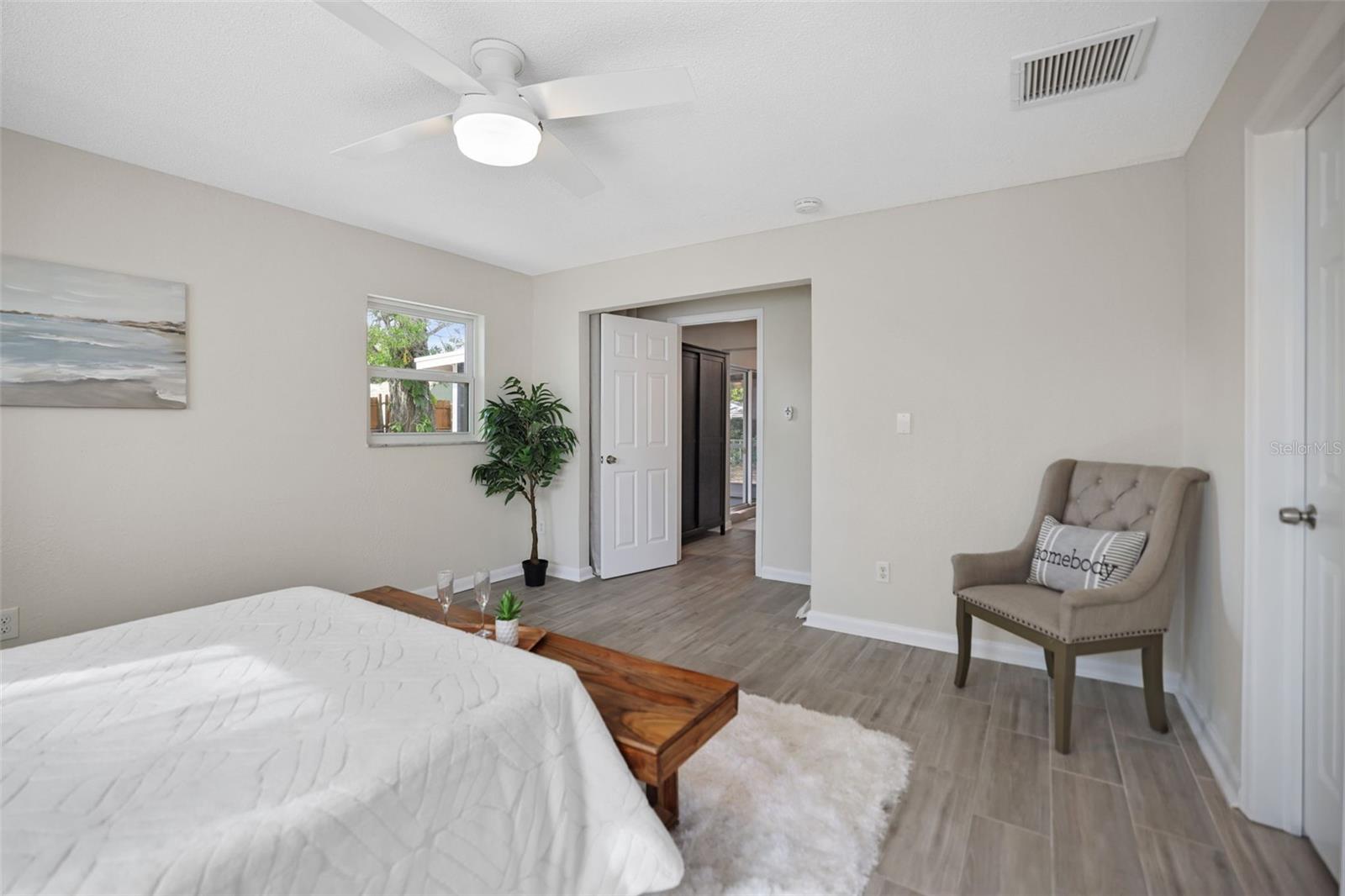 1047 ROBMAR RD, DUNEDIN, FL, 34698