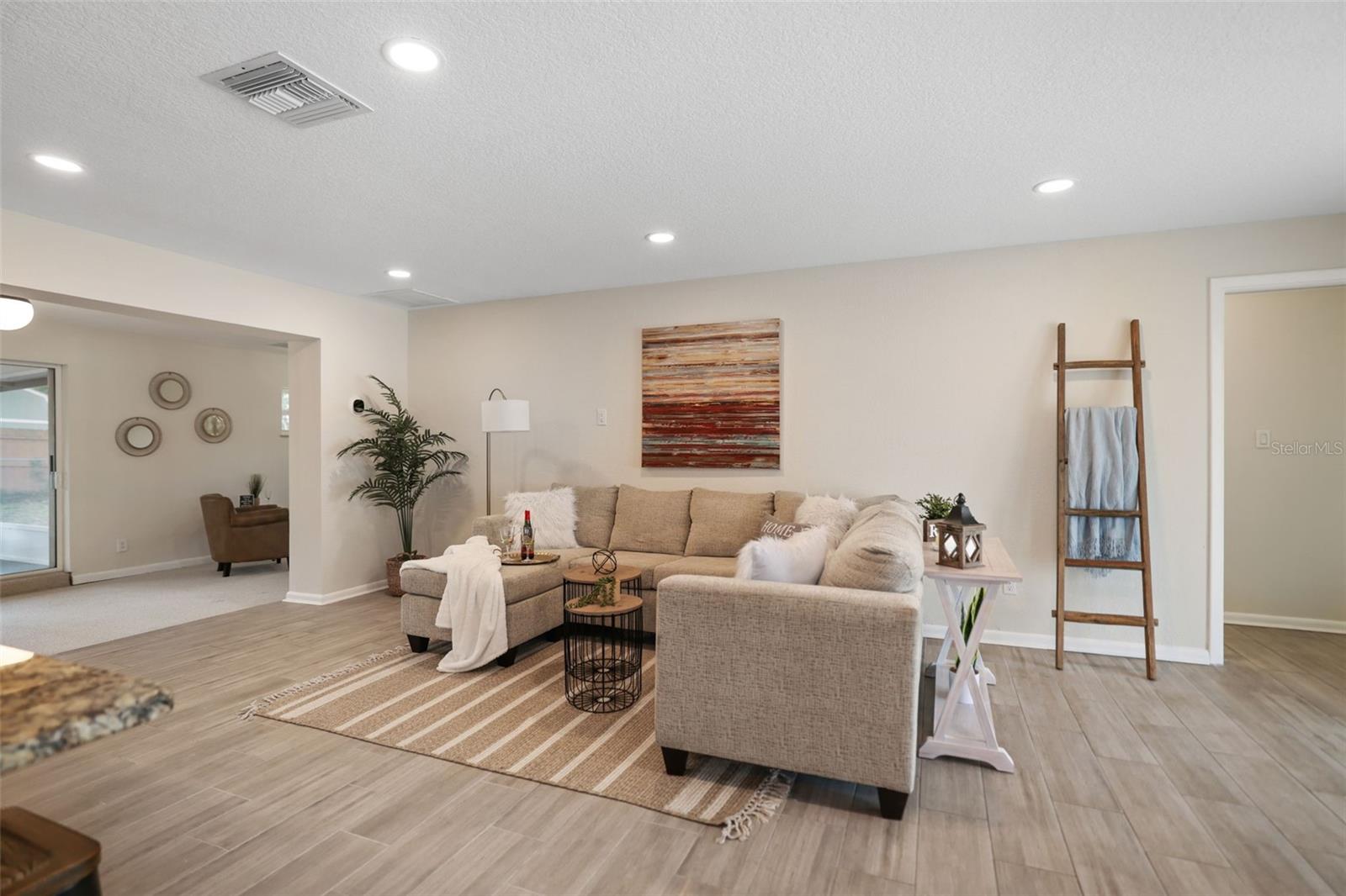 1047 ROBMAR RD, DUNEDIN, FL, 34698
