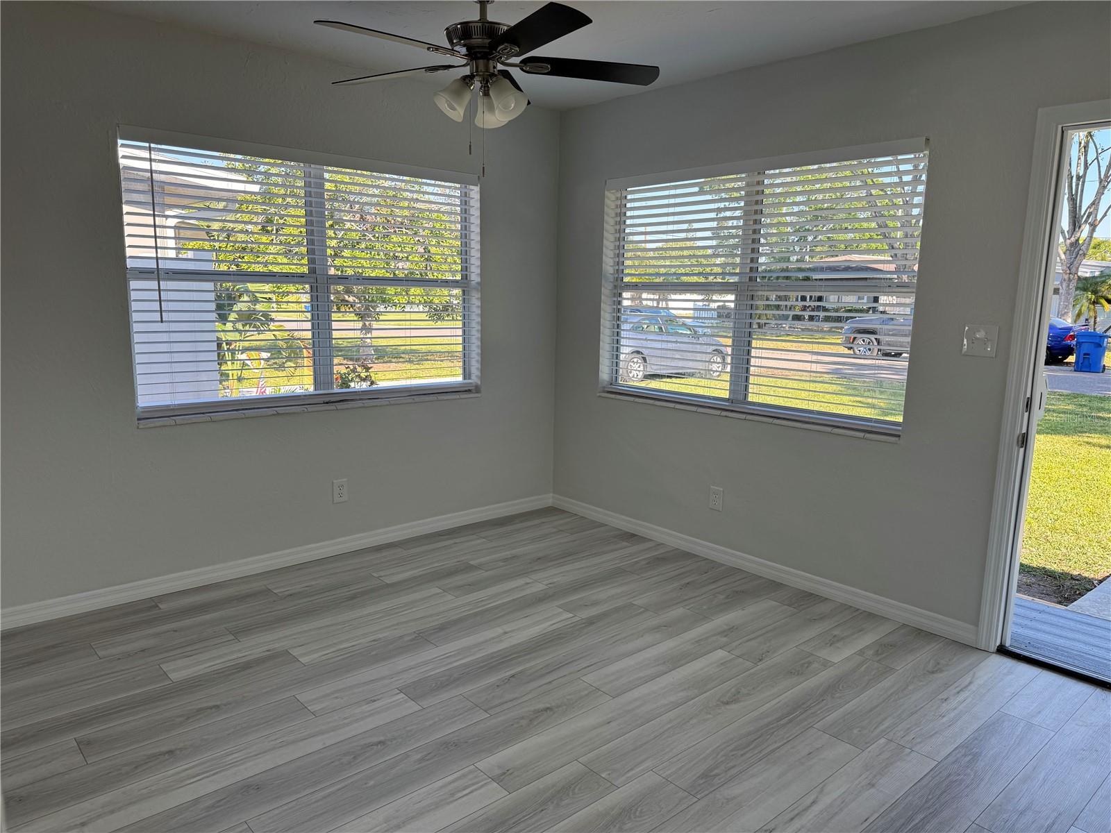 5350 7TH AVE N, ST PETERSBURG, FL, 33710