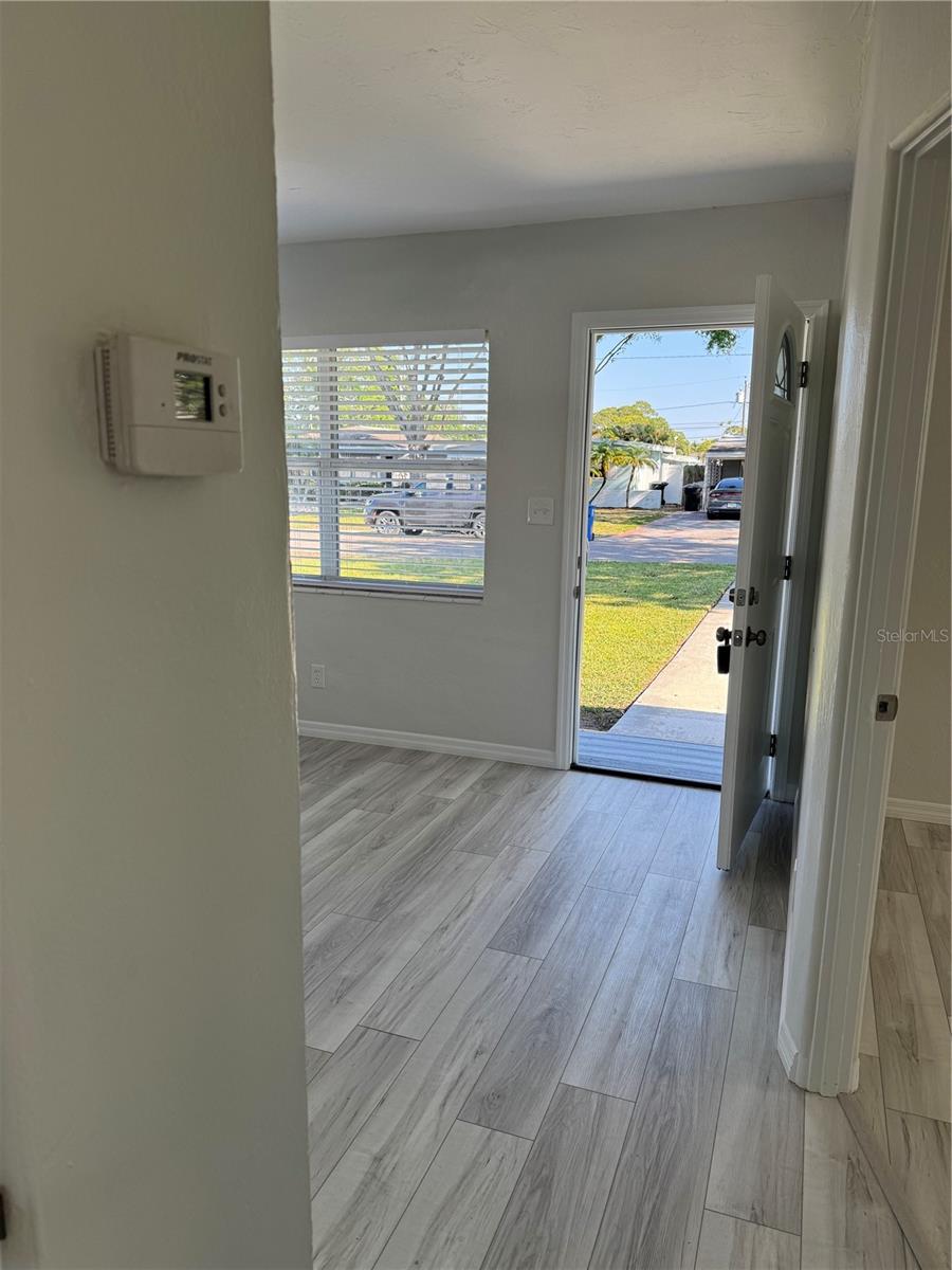 5350 7TH AVE N, ST PETERSBURG, FL, 33710