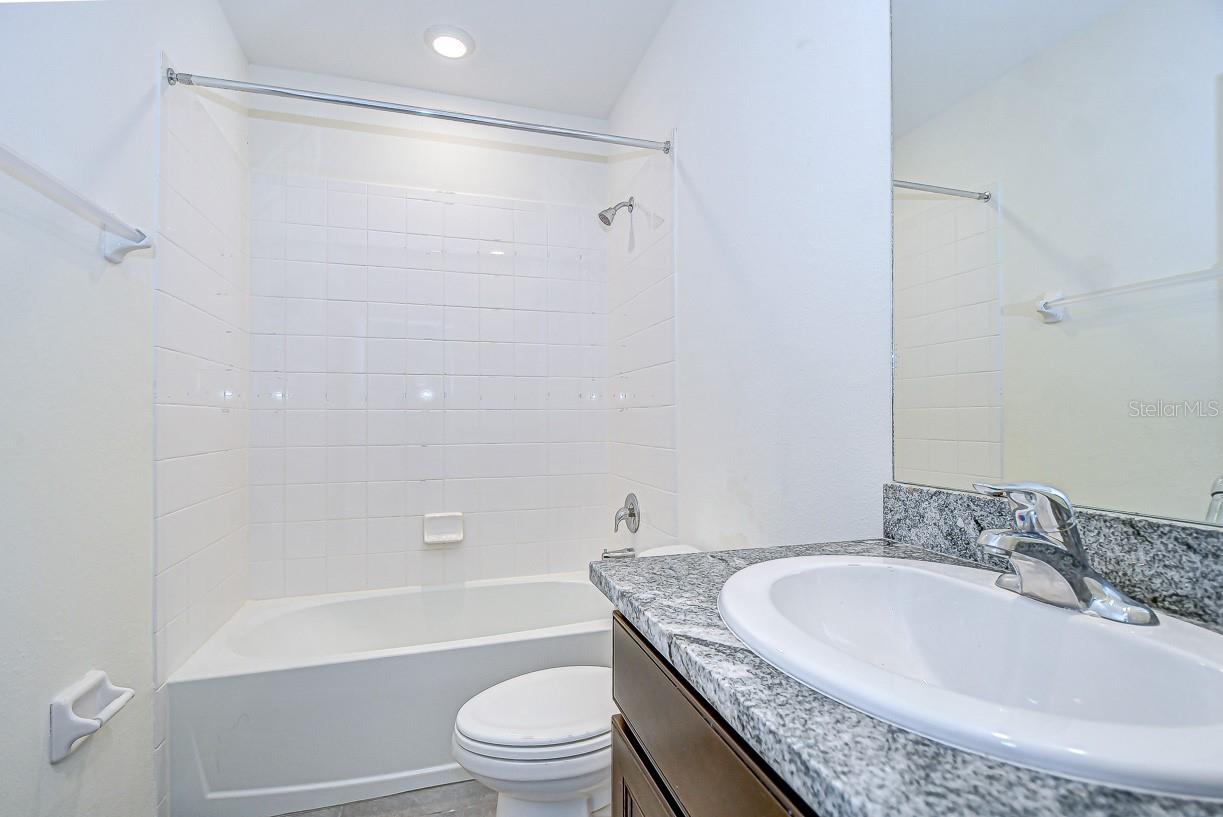 5325 THISTLE FIELD CT, WESLEY CHAPEL, FL, 33545