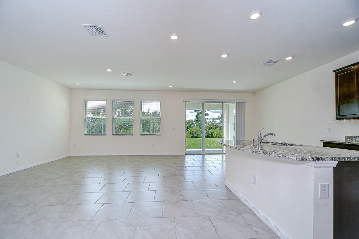 5325 THISTLE FIELD CT, WESLEY CHAPEL, FL, 33545