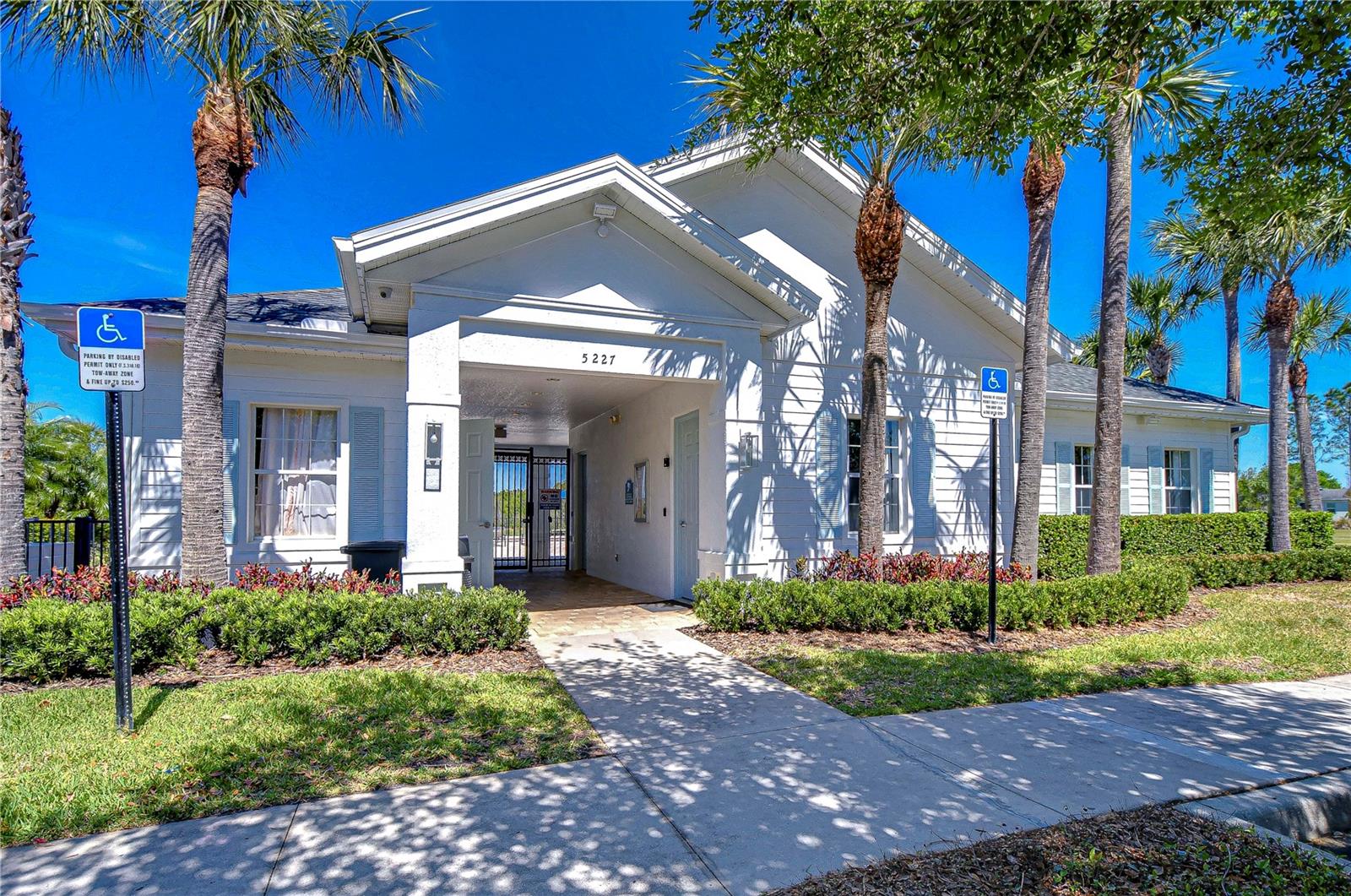 5325 THISTLE FIELD CT, WESLEY CHAPEL, FL, 33545