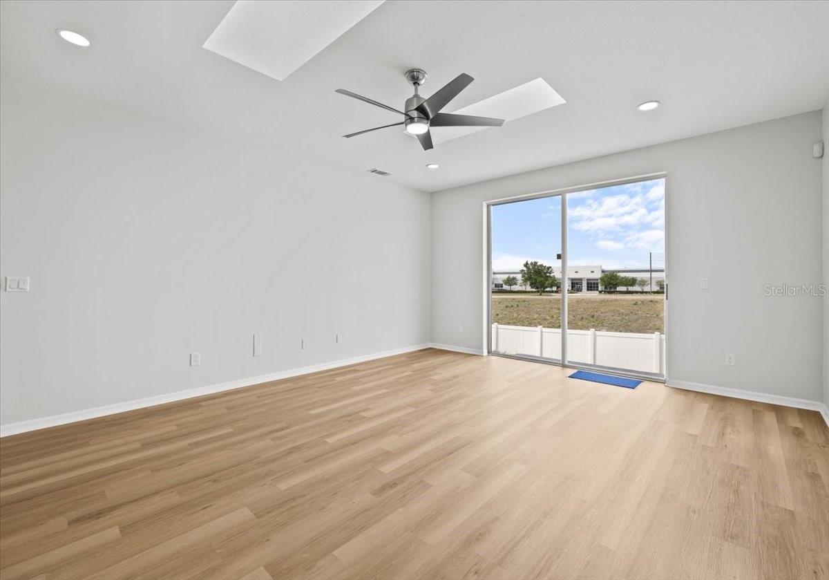 438 COTSWOLD CIR, DAVENPORT, FL, 33837