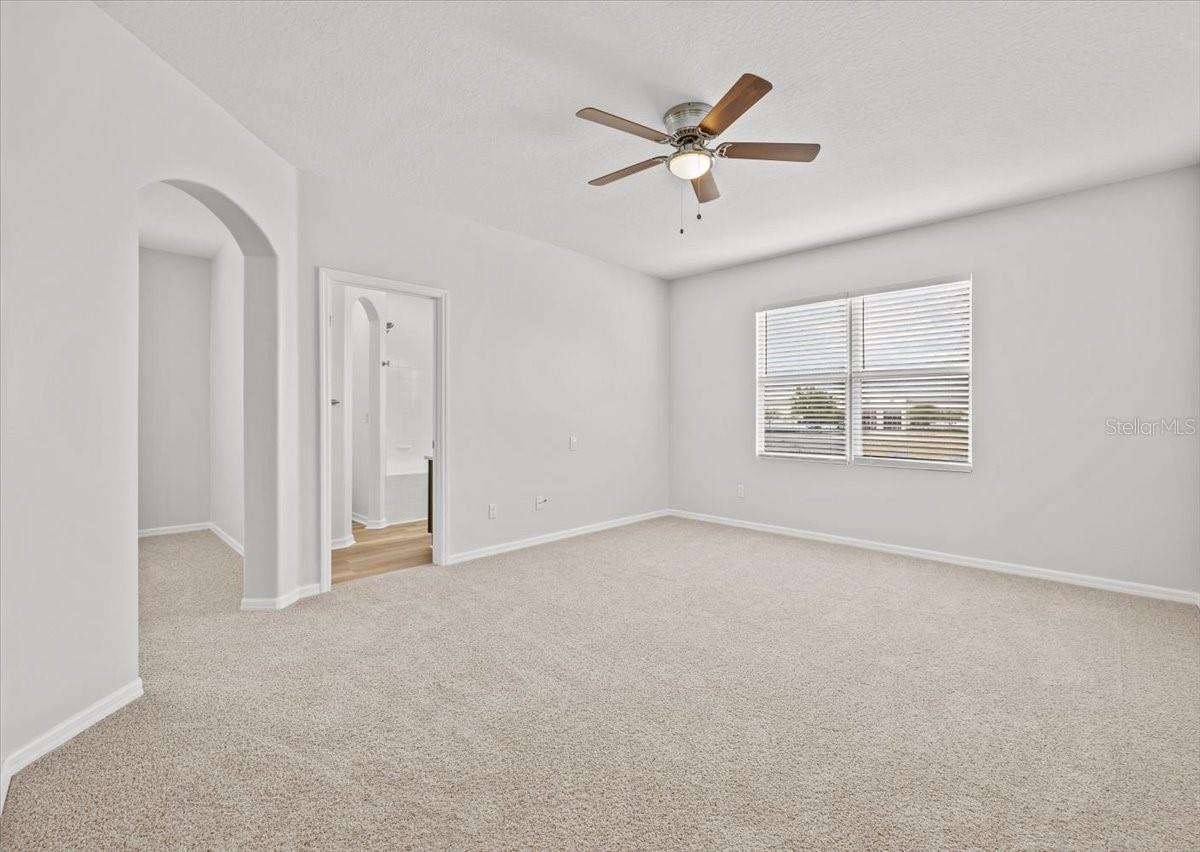 438 COTSWOLD CIR, DAVENPORT, FL, 33837