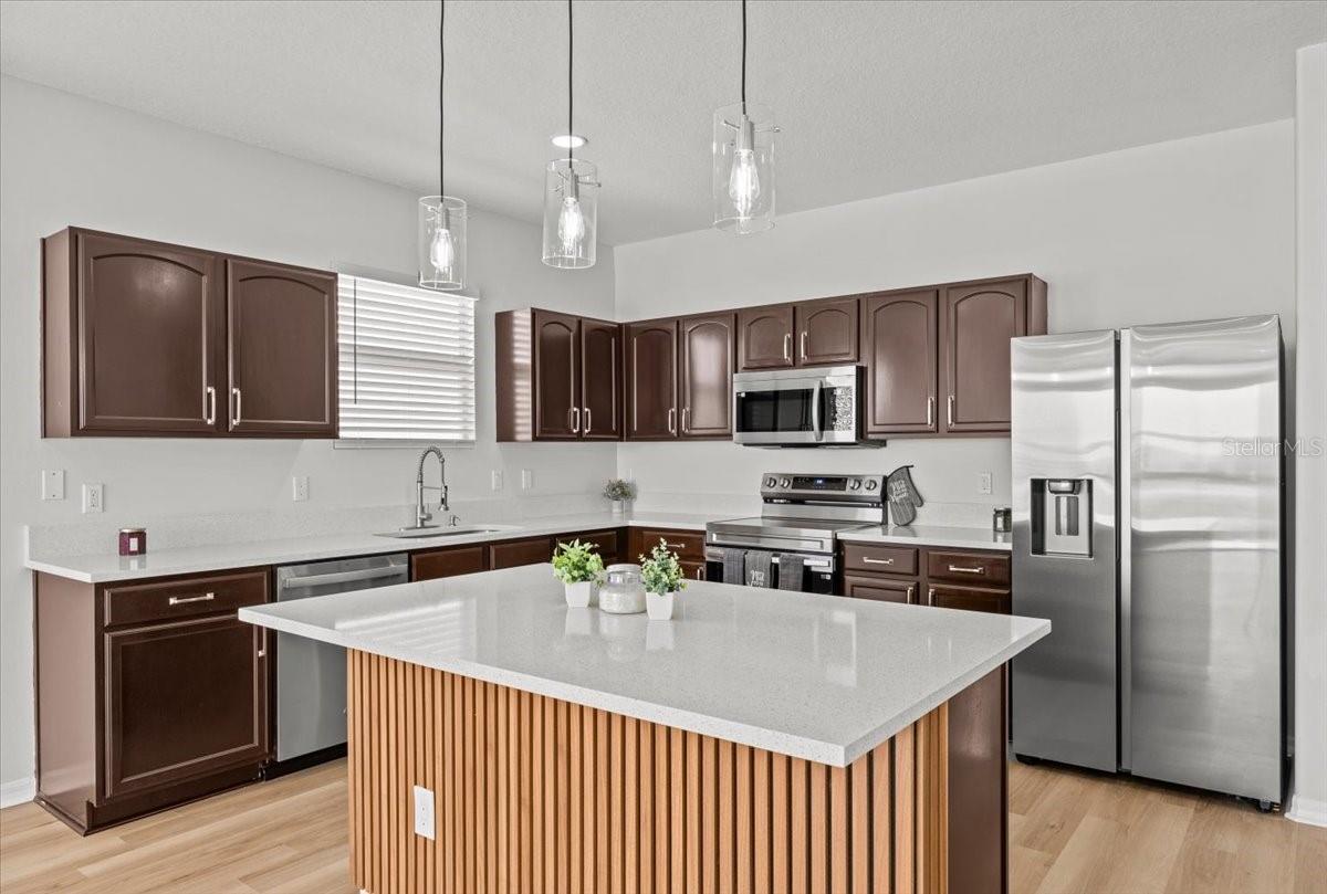 438 COTSWOLD CIR, DAVENPORT, FL, 33837