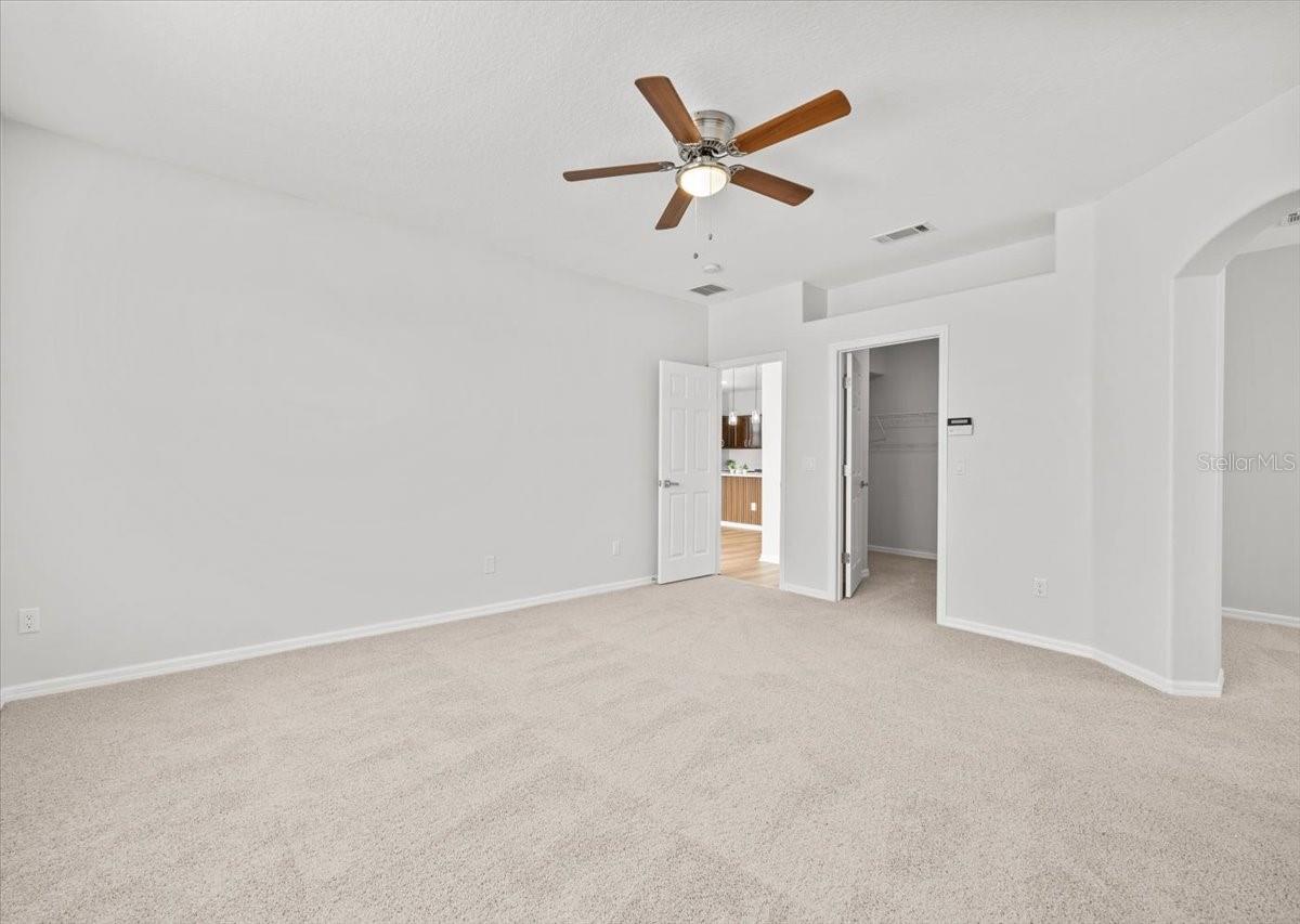 438 COTSWOLD CIR, DAVENPORT, FL, 33837