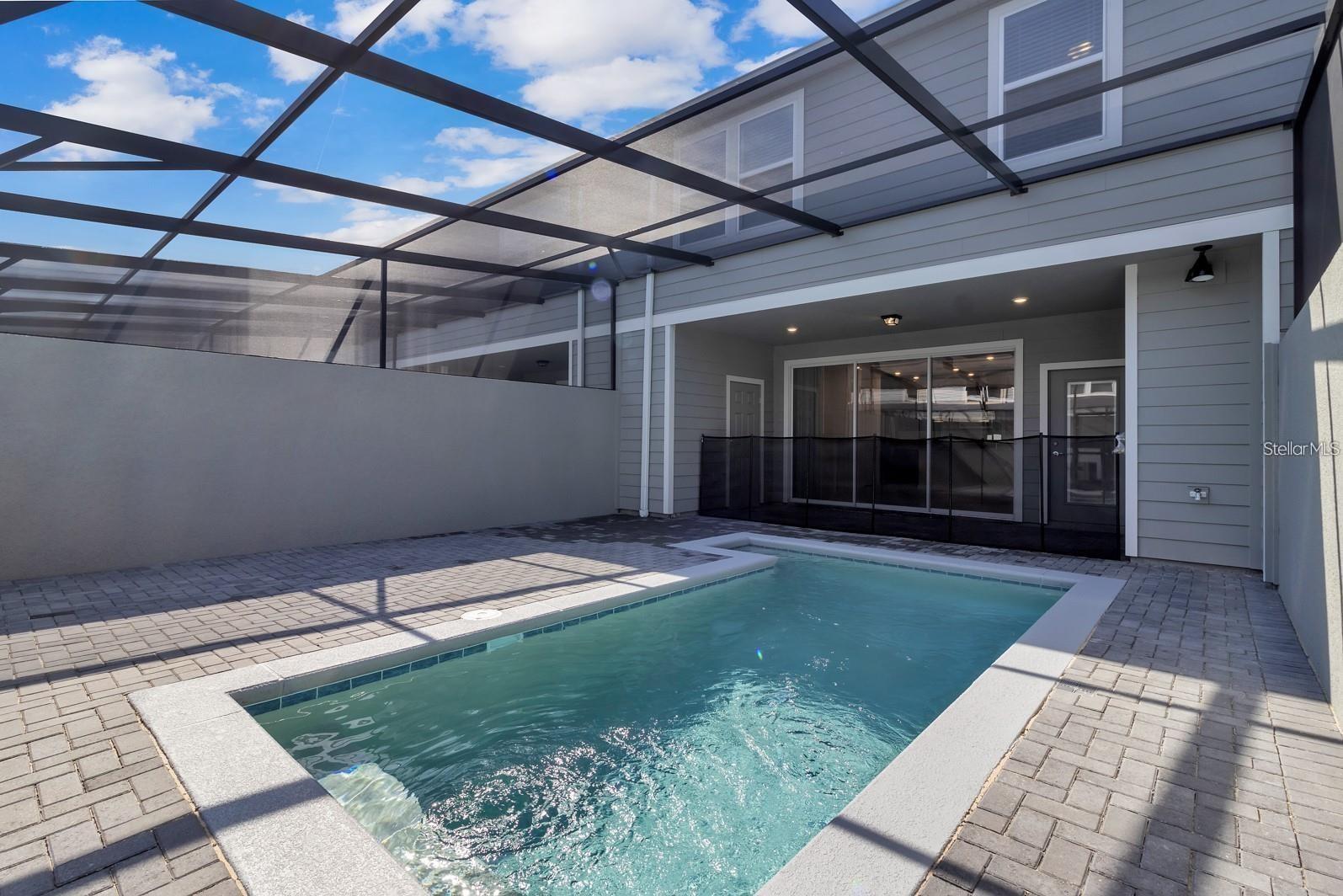 930 PARADISE DR, DAVENPORT, FL, 33897