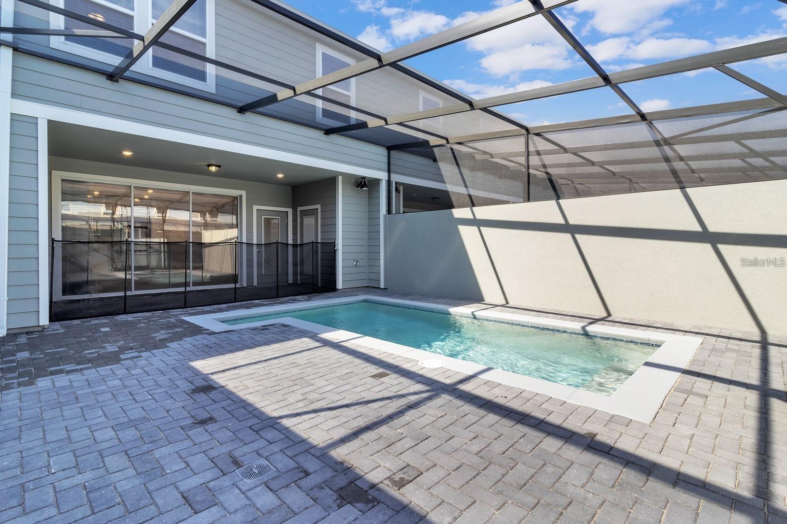 930 PARADISE DR, DAVENPORT, FL, 33897