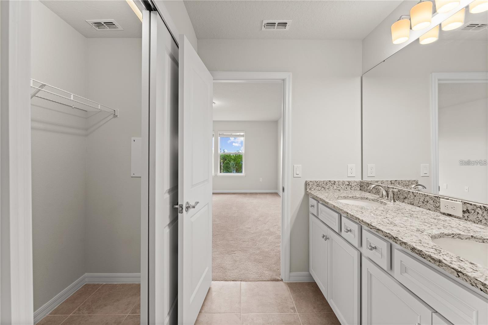 930 PARADISE DR, DAVENPORT, FL, 33897