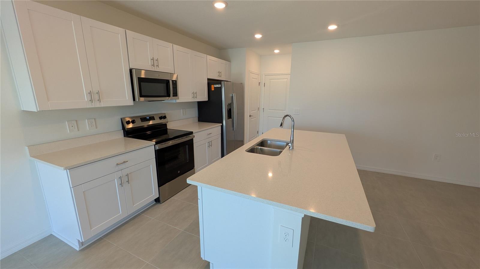 5641 NISPERO WAY, KISSIMMEE, FL, 34758