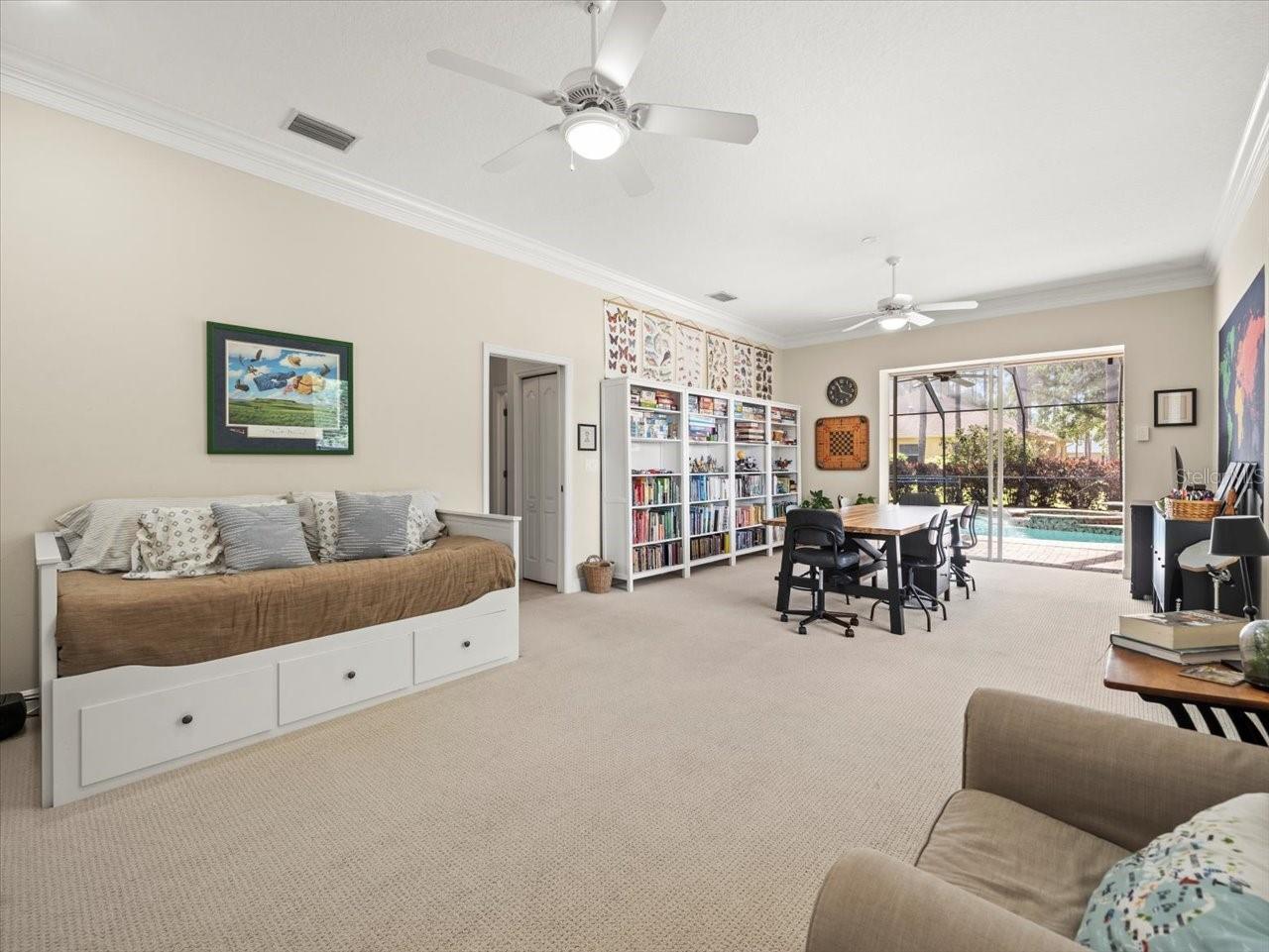 428 PINE BLUFF DR, LUTZ, FL, 33549